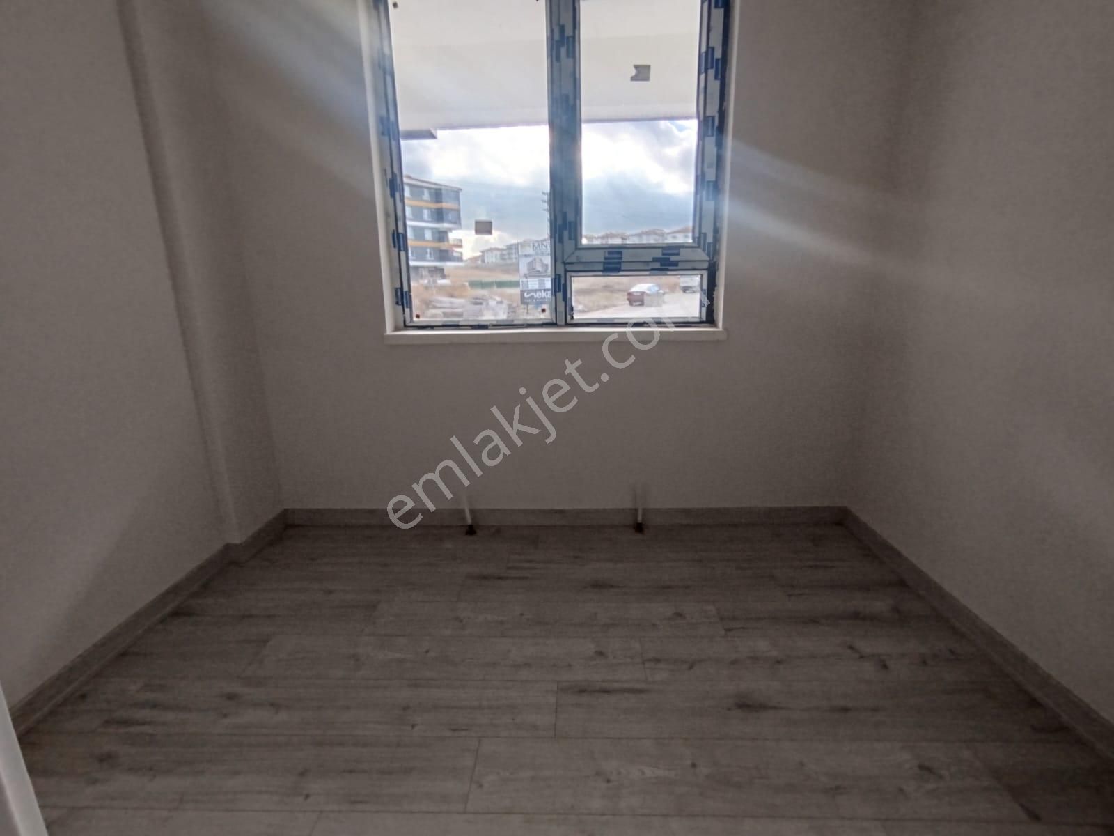 Sincan Mendereste Kat Konumunda Yüksek 2+1 Giriş Dairesi - Görsel 18