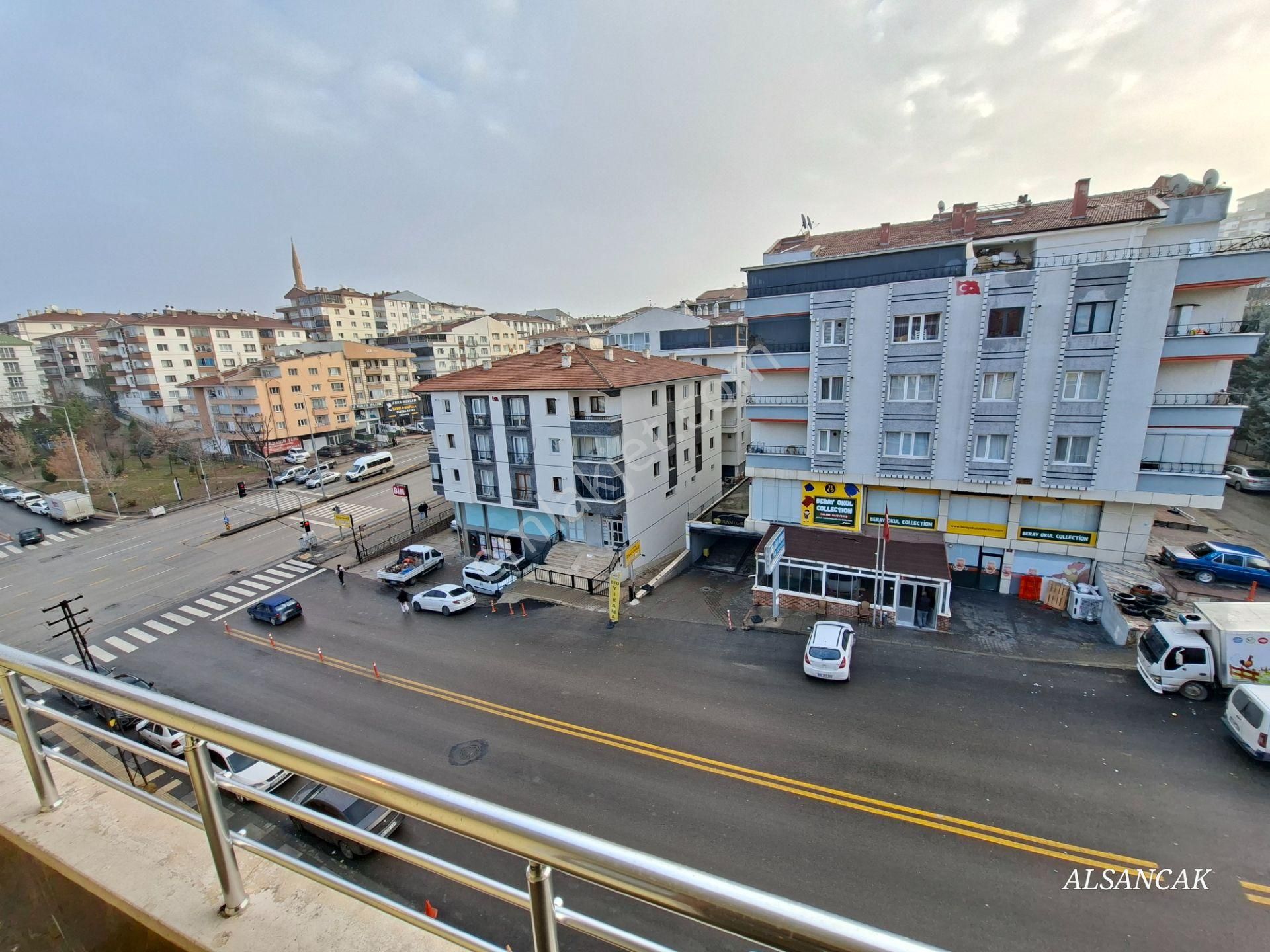 Süvari Merkezde 3+1 Katta Lüks Yapılı Satılık Daire - Görsel 14