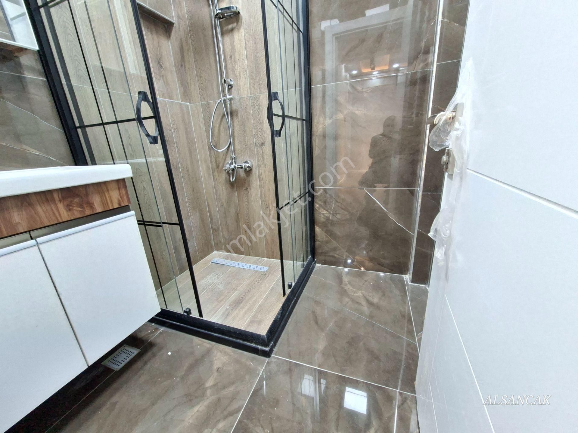 Süvari Merkezde 3+1 Katta Lüks Yapılı Satılık Daire - Görsel 23