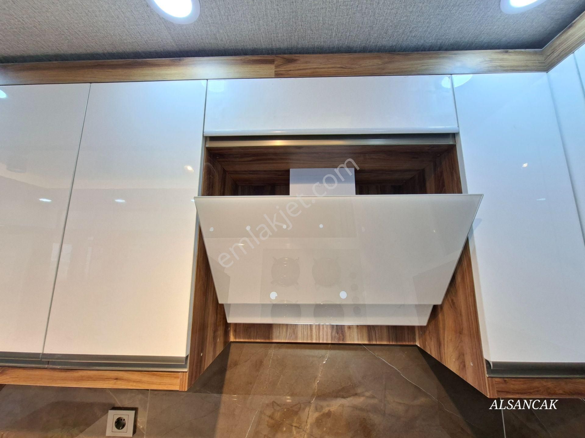 Süvari Merkezde 3+1 Katta Lüks Yapılı Satılık Daire - Görsel 9