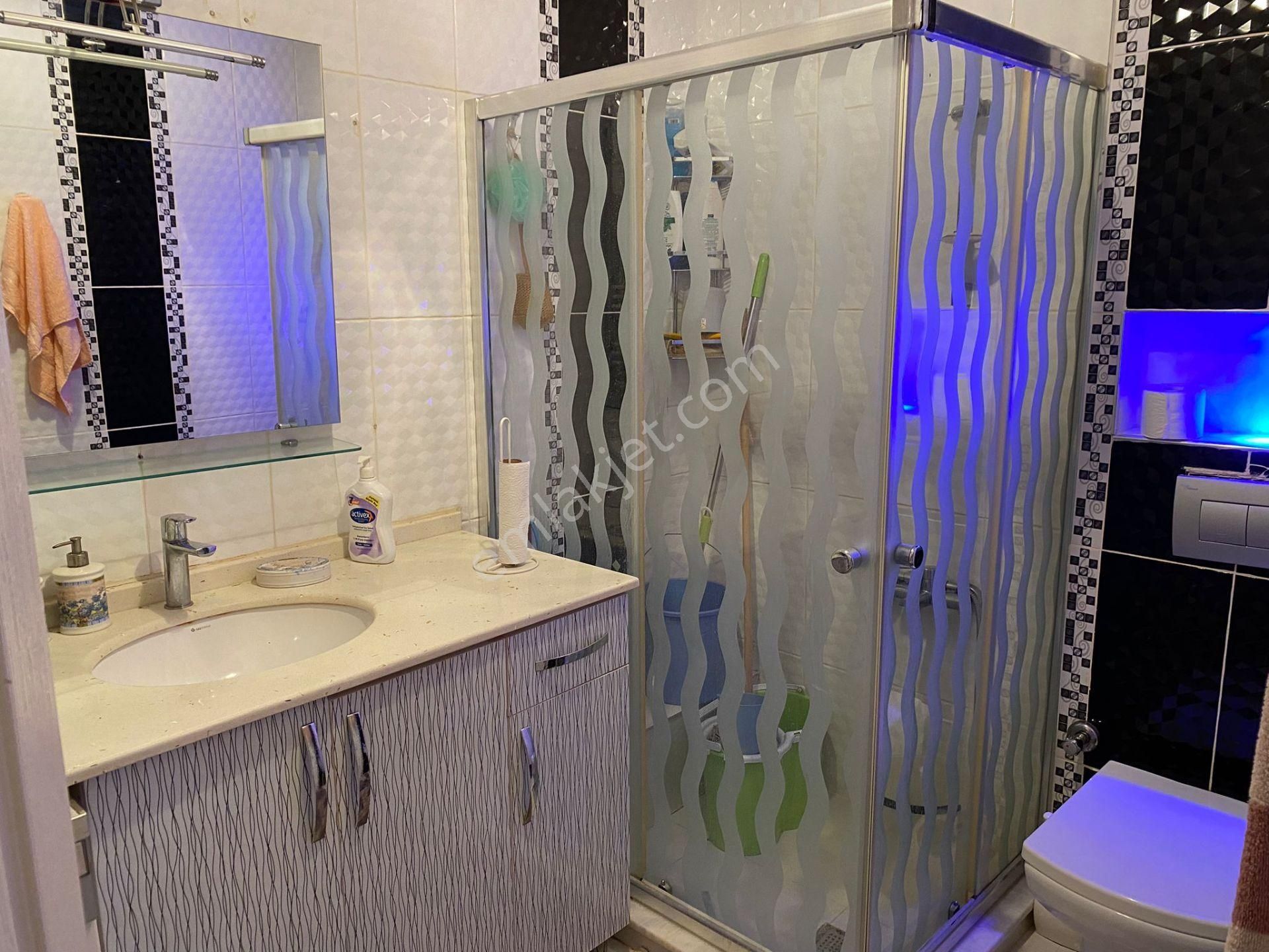 Hatay Pazaryeri Metro Cadde Yakını Bakımlı Arakat