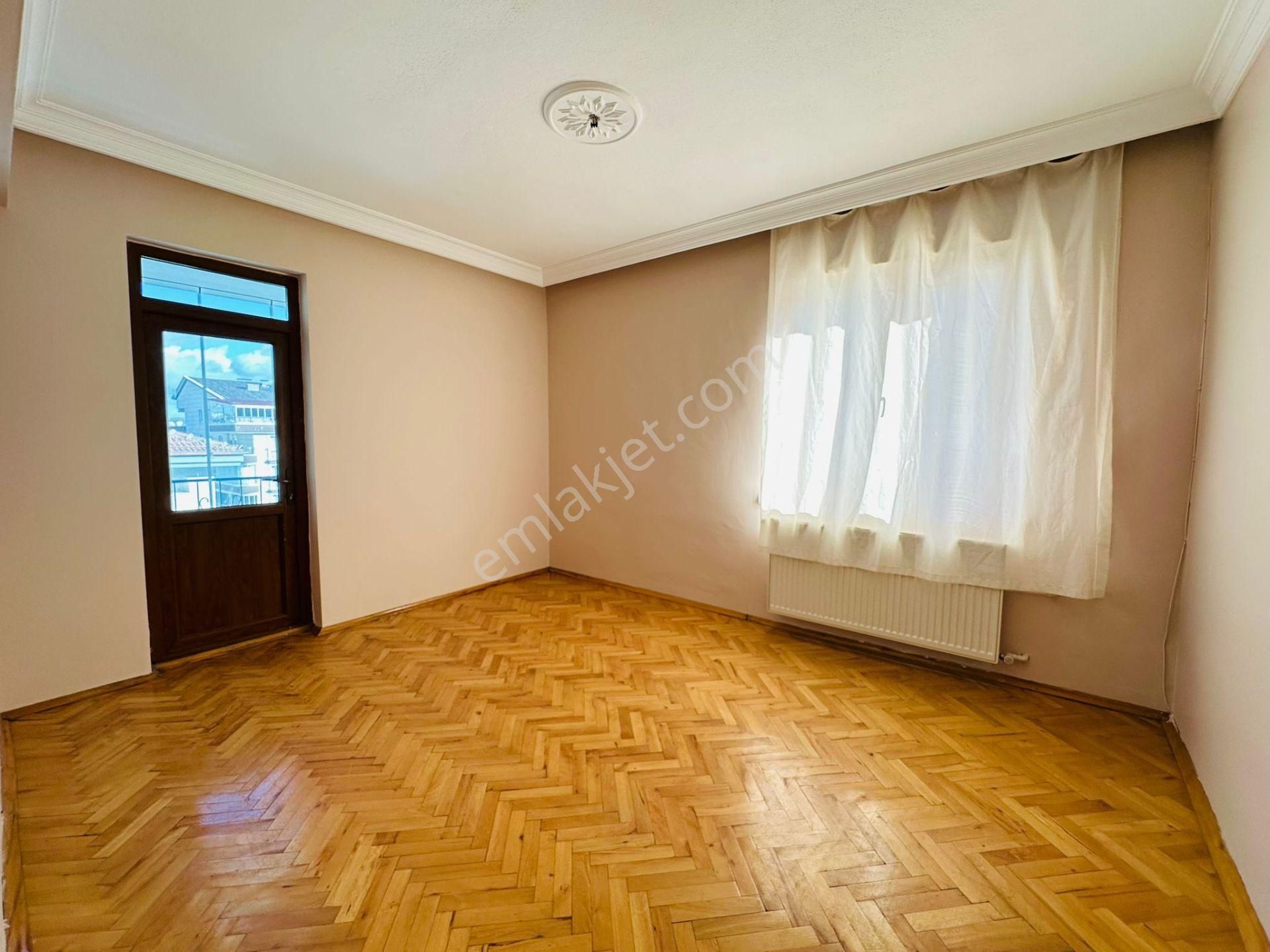 Karapürçek'te Kök Tapu 3+1 Katta Satılık Daire !! - Görsel 10