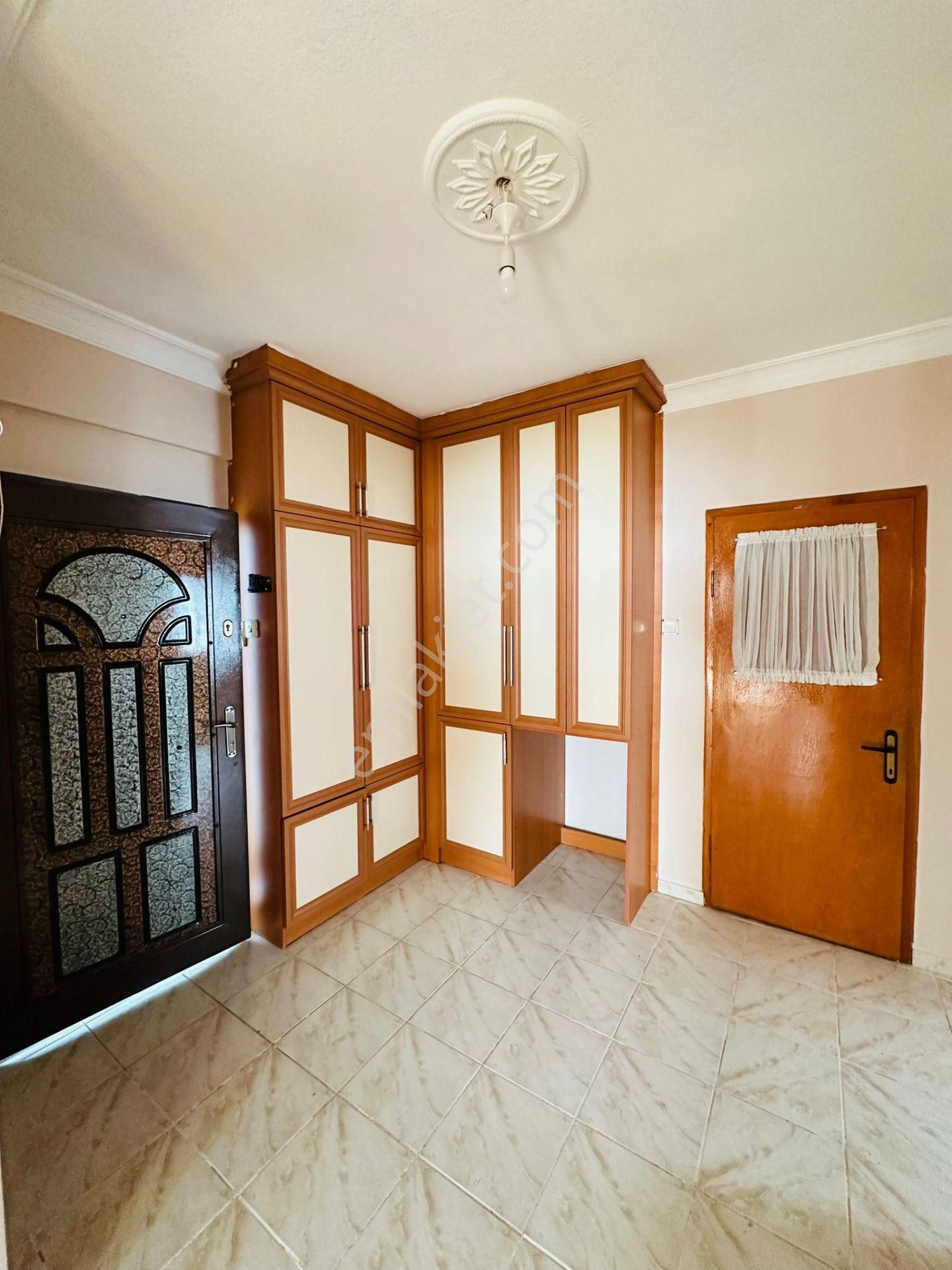 Karapürçek'te Kök Tapu 3+1 Katta Satılık Daire !! - Görsel 16