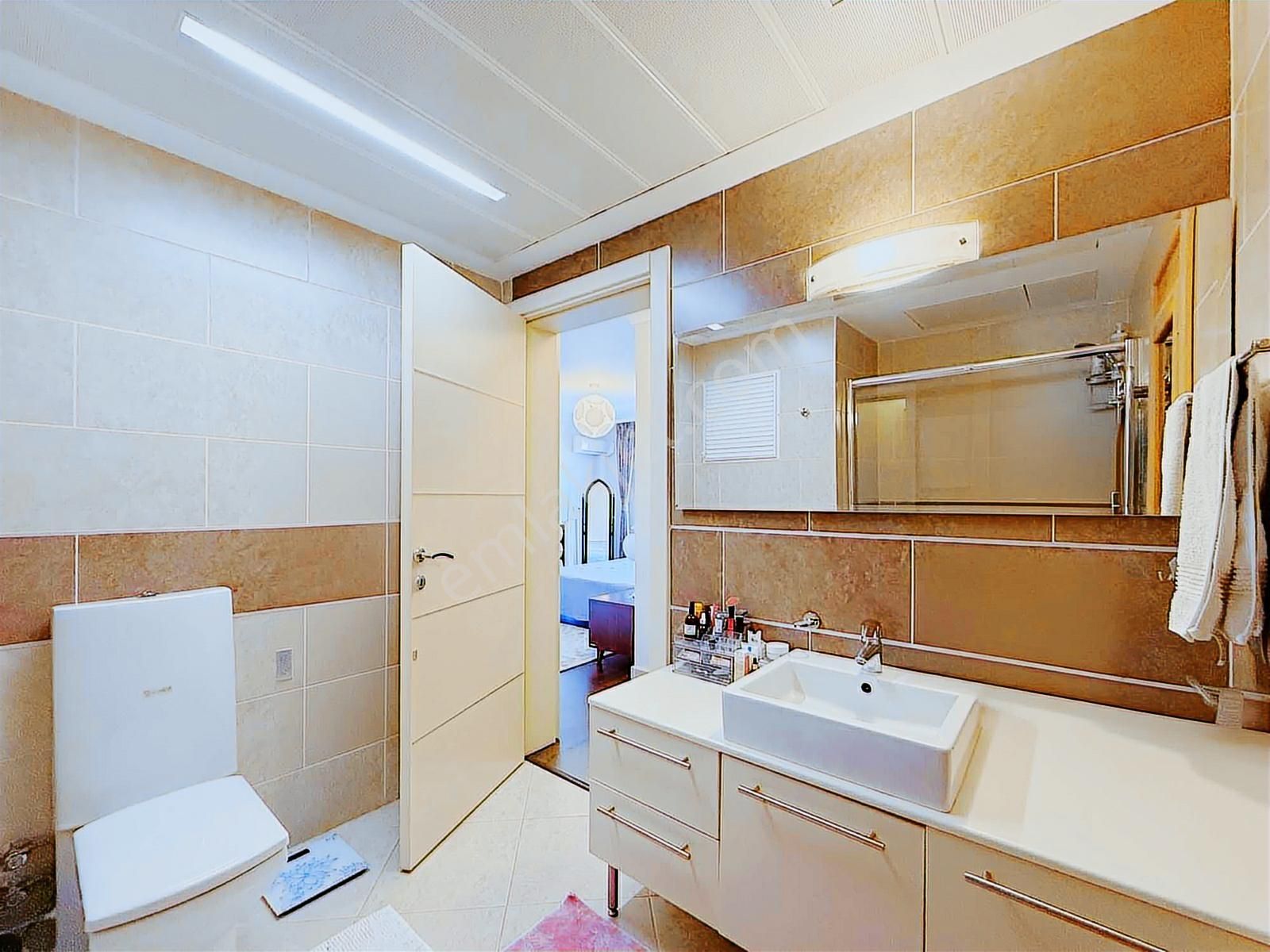 Mavişehir Mavi Ege Sitesinde Tam Deniz Manzaralı 4+1 Daire - Görsel 9