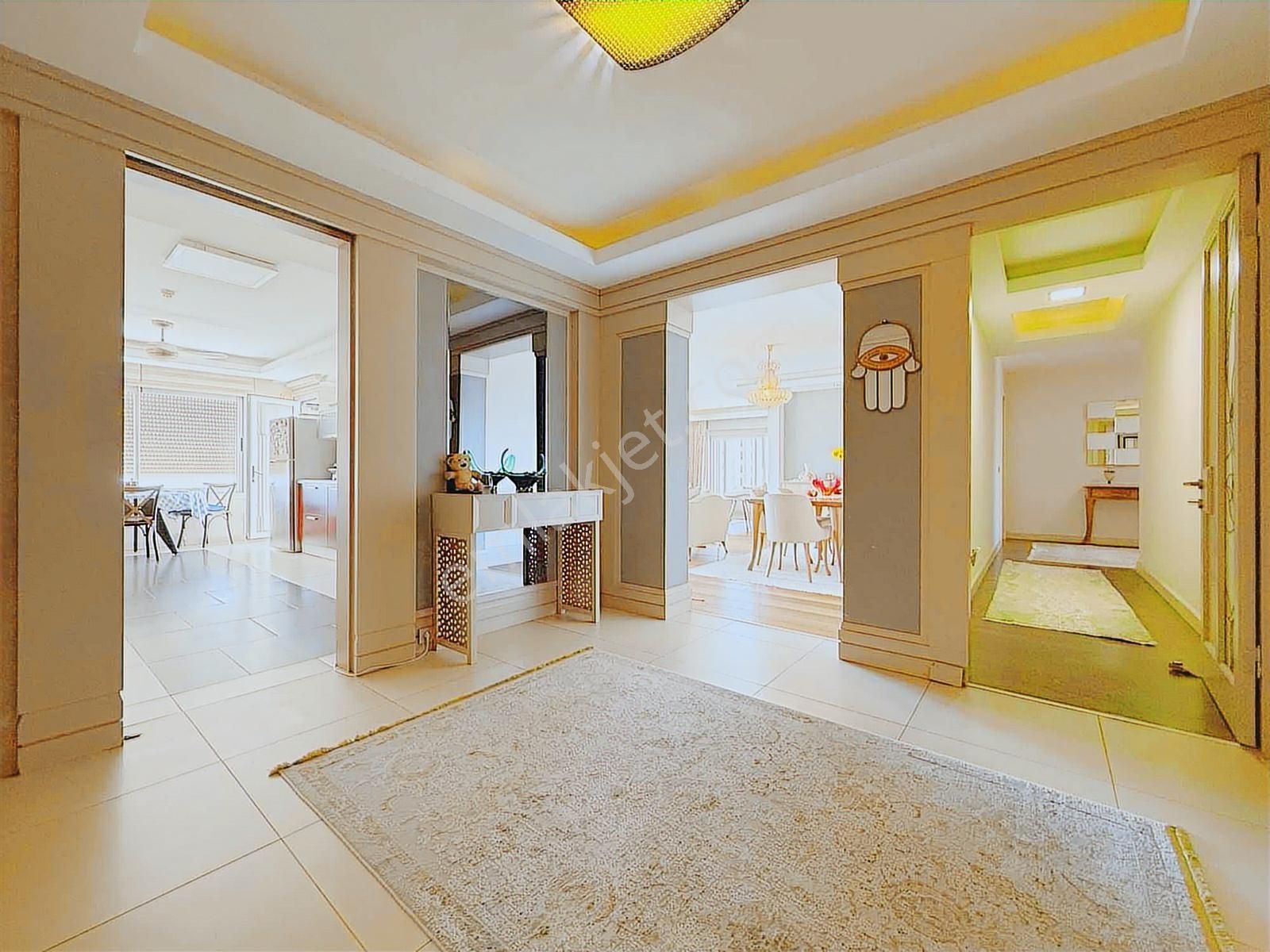 Mavişehir Mavi Ege Sitesinde Tam Deniz Manzaralı 4+1 Daire - Görsel 8