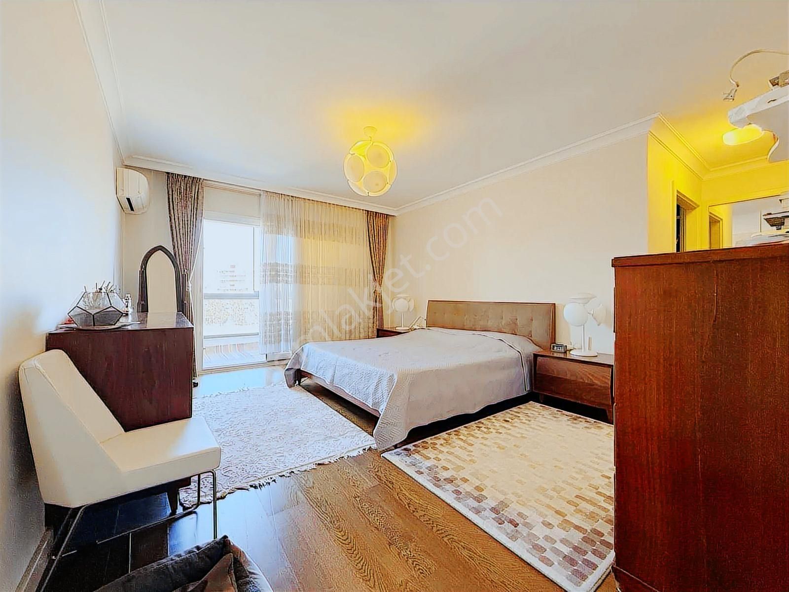 Mavişehir Mavi Ege Sitesinde Tam Deniz Manzaralı 4+1 Daire - Görsel 16