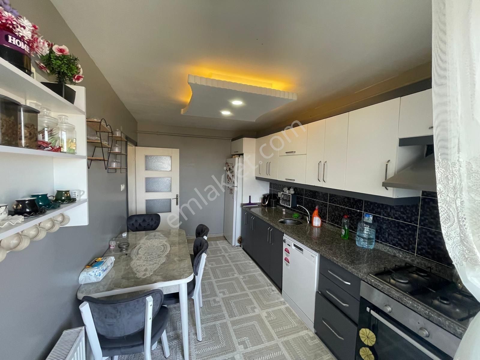 Akyüz Gayrimenkul Den; Baglık Mah De Iskanlı,kombılı ,satılık 5+1 Dubleks - Görsel 11