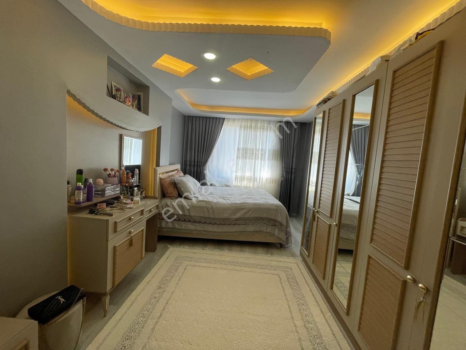 Akyüz Gayrimenkul Den; Baglık Mah De Iskanlı,kombılı ,satılık 5+1 Dubleks - Görsel 5