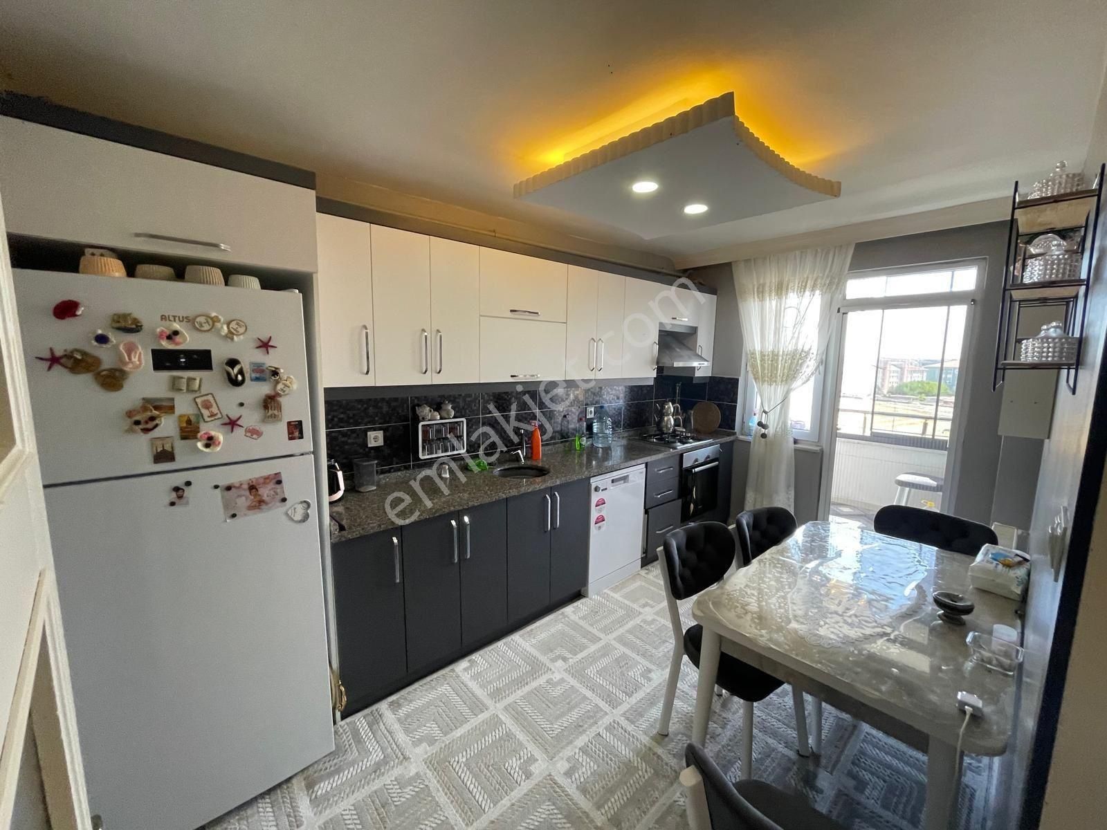 Akyüz Gayrimenkul Den; Baglık Mah De Iskanlı,kombılı ,satılık 5+1 Dubleks - Görsel 9