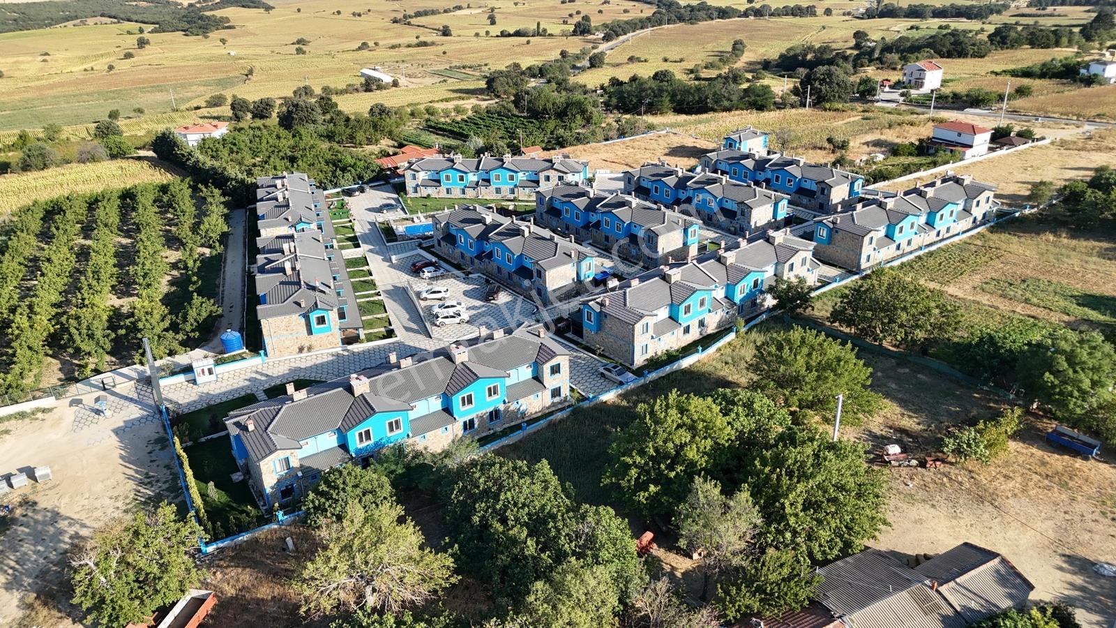 Ege Emlaktan Yayla Köyü Meriç Park Life Sitesinde Yazlık - Görsel 32