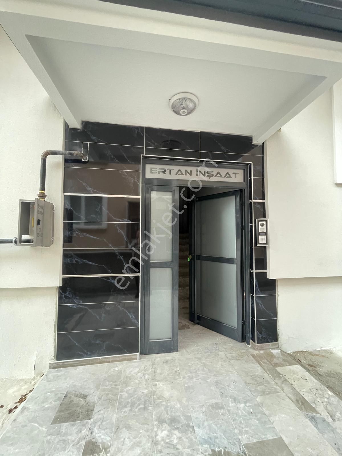 Afyon Üçok Emlaktan Ali İhsan Paşa Mah Satılık Sıfır 3+1 Lüx Daireler - Görsel 2