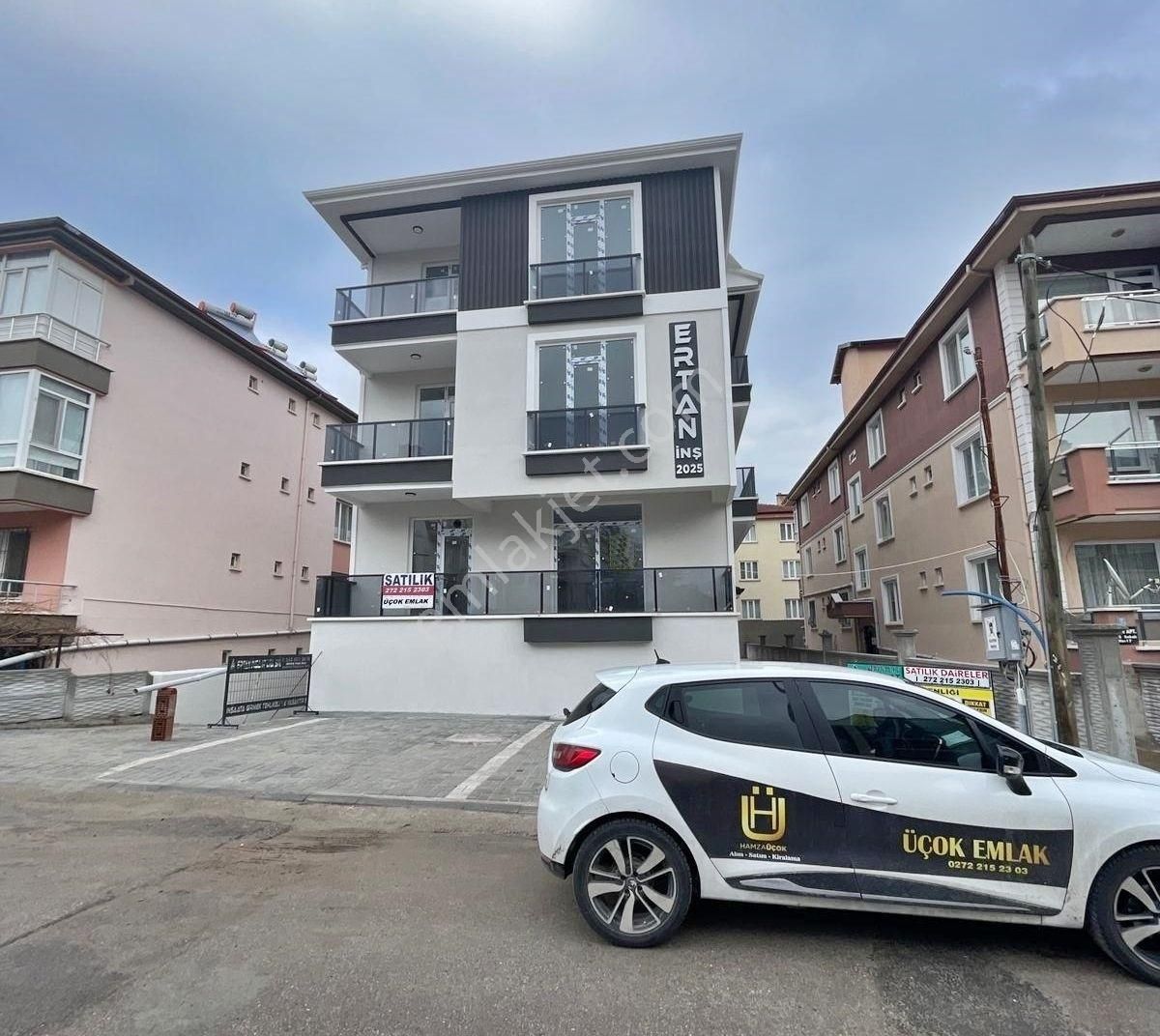 Afyon Üçok Emlaktan Ali İhsan Paşa Mah Satılık Sıfır 3+1 Lüx Daireler