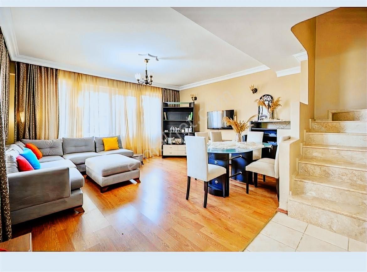 520 Gayrimenkulden Sarımsaklıda 3+2 Taş Kaplama Satılık Villa - Görsel 18