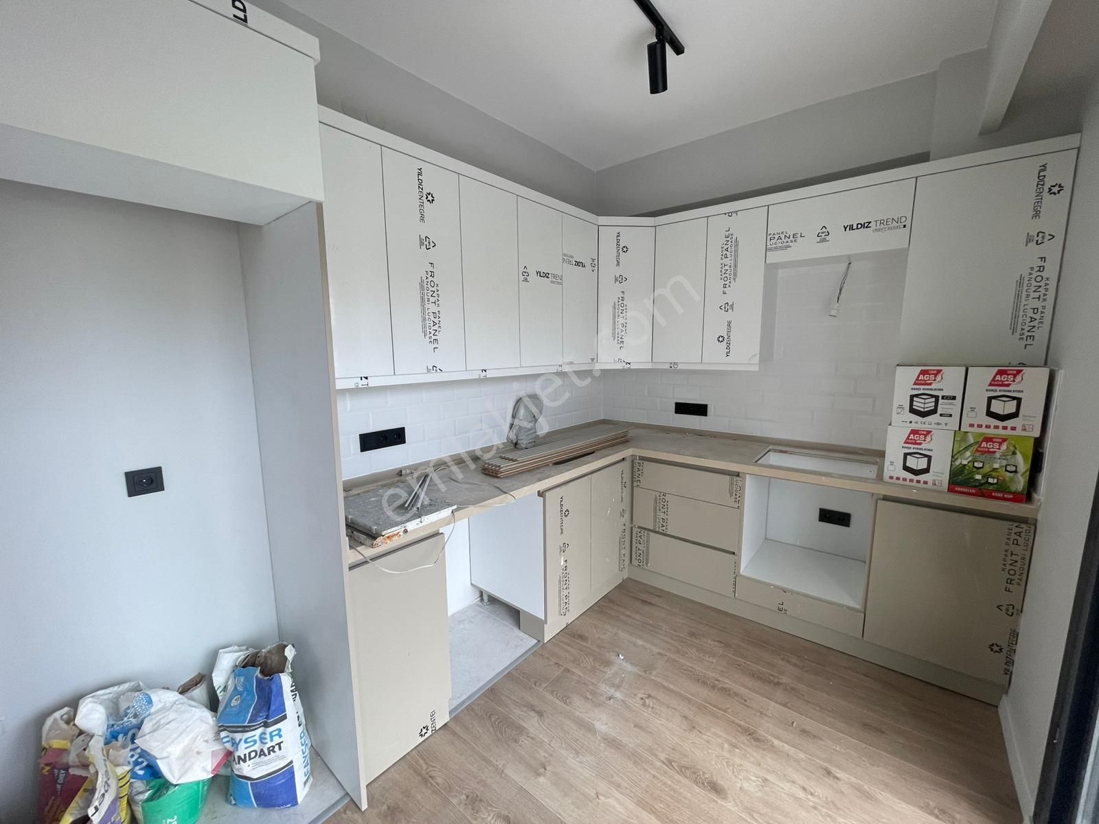 Didim Efeler'de Asansörlü Binada Satılık Sıfır 2+1 Daire - Görsel 6