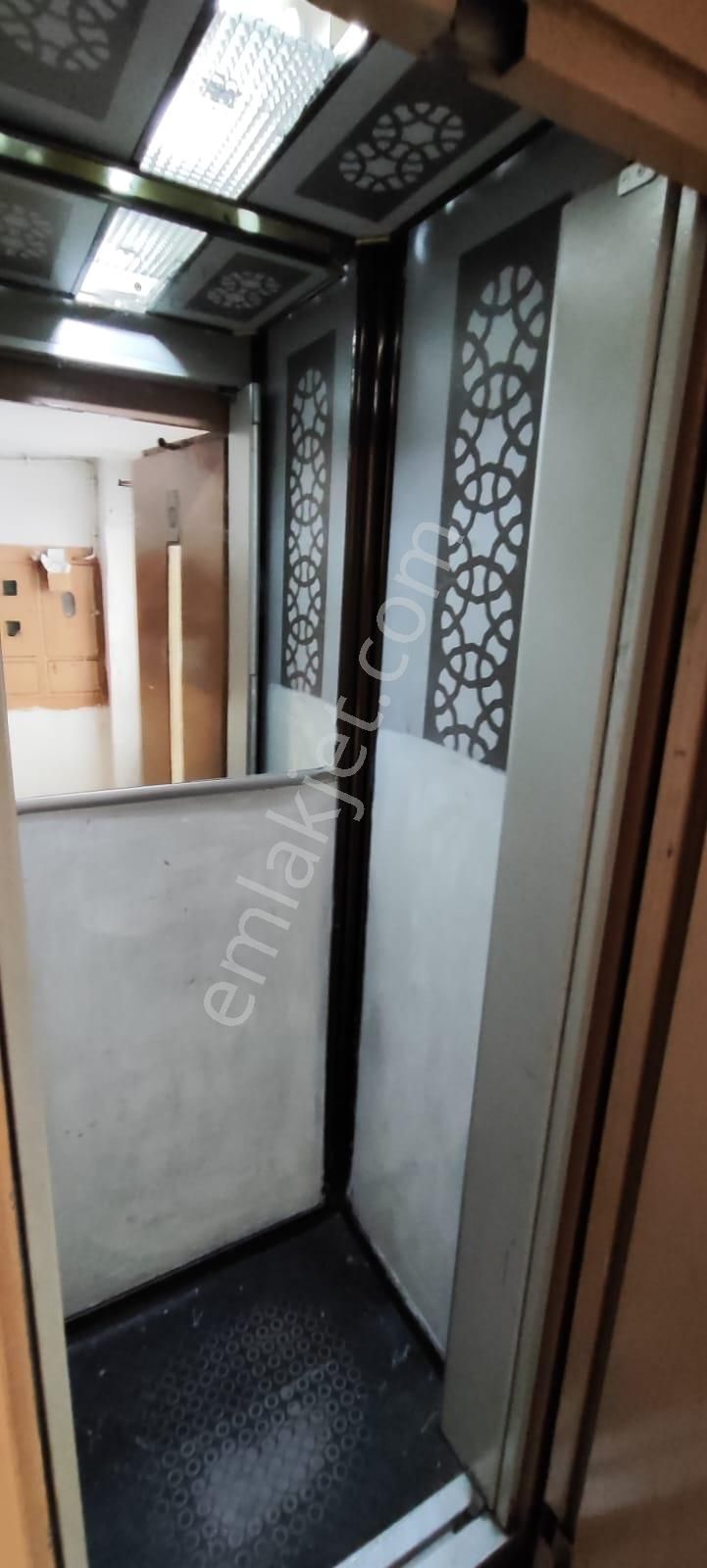 Şht.yzb. Tuncer Güngör Cadde Üstü Kiralık 2+1 Daire Foresta'dan - Görsel 14