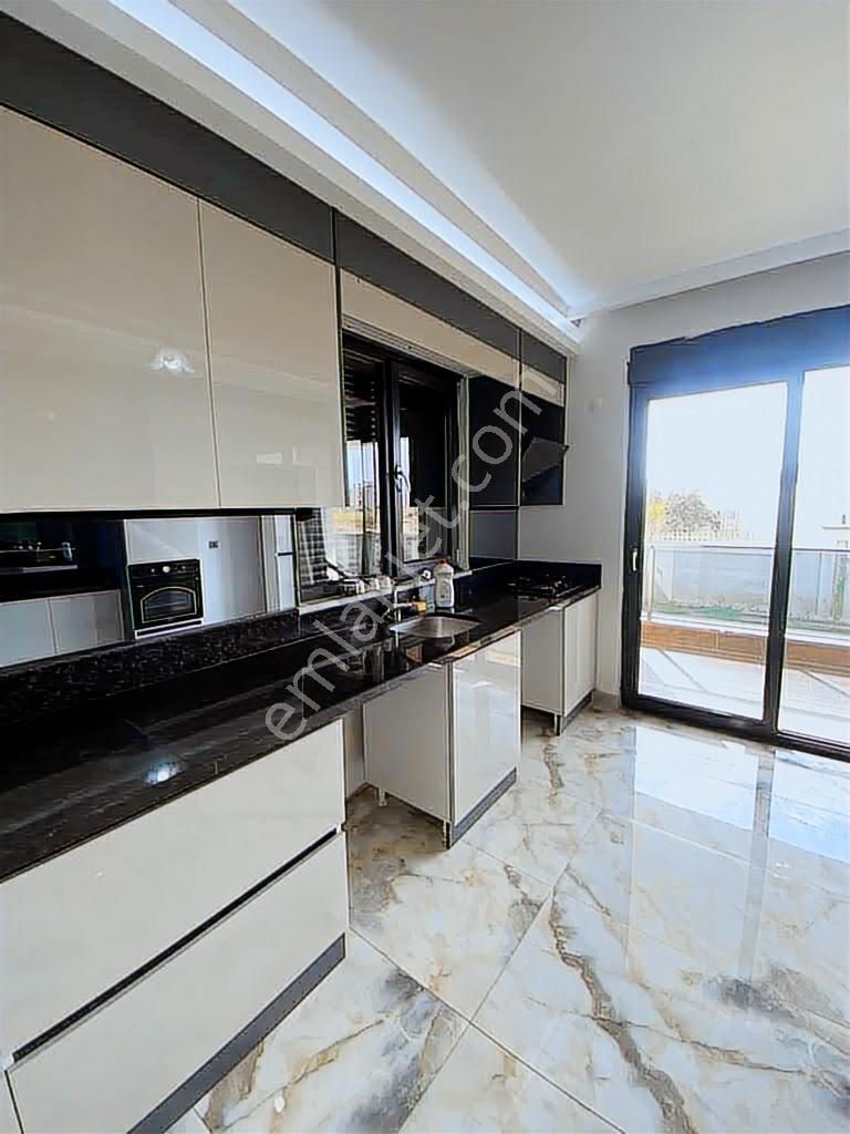 Nadıde Lıfe' Ta Ebeveyn Banyolu Ayrı Mutfak 2+1 - Görsel 10