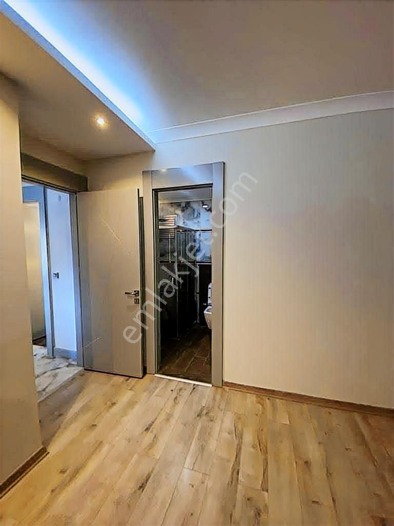 Nadıde Lıfe' Ta Ebeveyn Banyolu Ayrı Mutfak 2+1 - Görsel 5