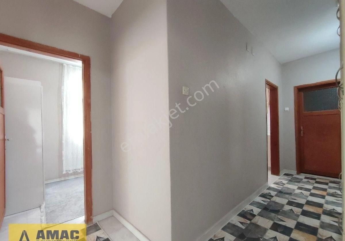 İsmetpaşa'da Kıyıboyuna Yürüme Mesafeli Altı Dükkan 3 Katlı Müstakil Ev - Görsel 7