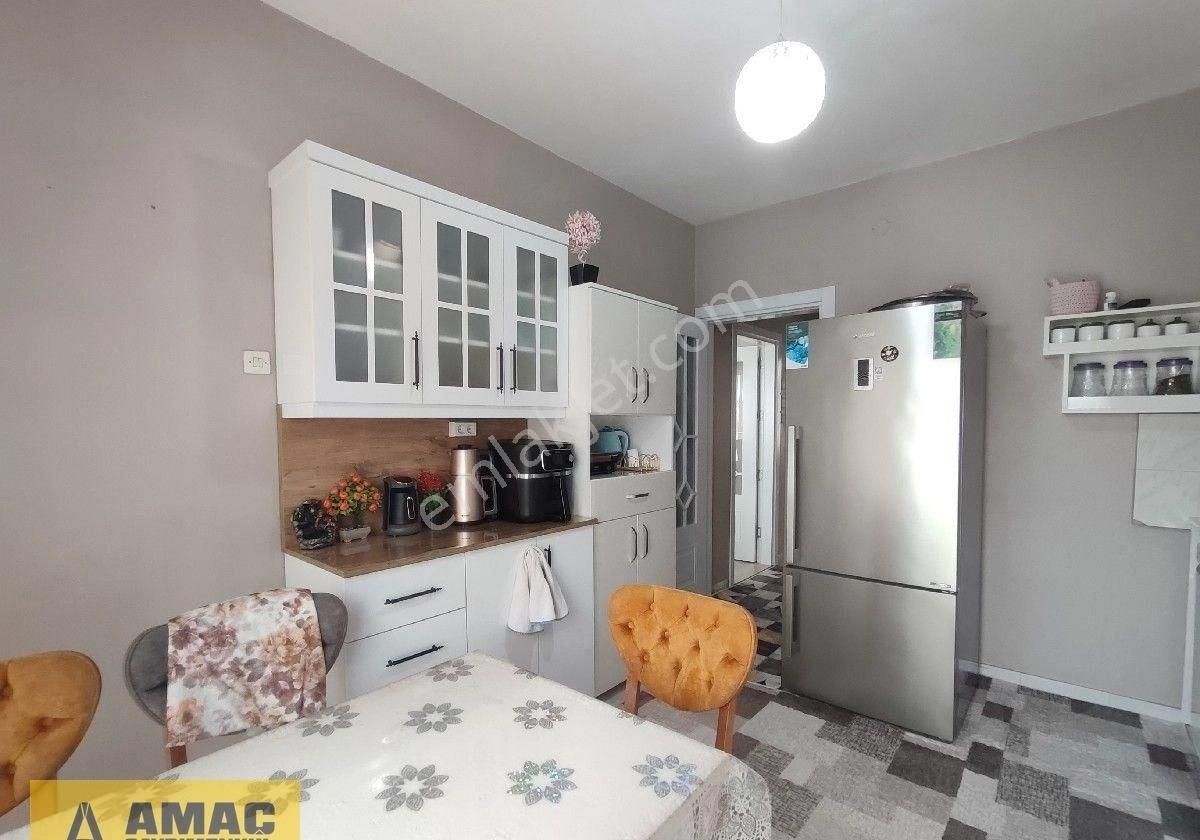 İsmetpaşa'da Kıyıboyuna Yürüme Mesafeli Altı Dükkan 3 Katlı Müstakil Ev - Görsel 25