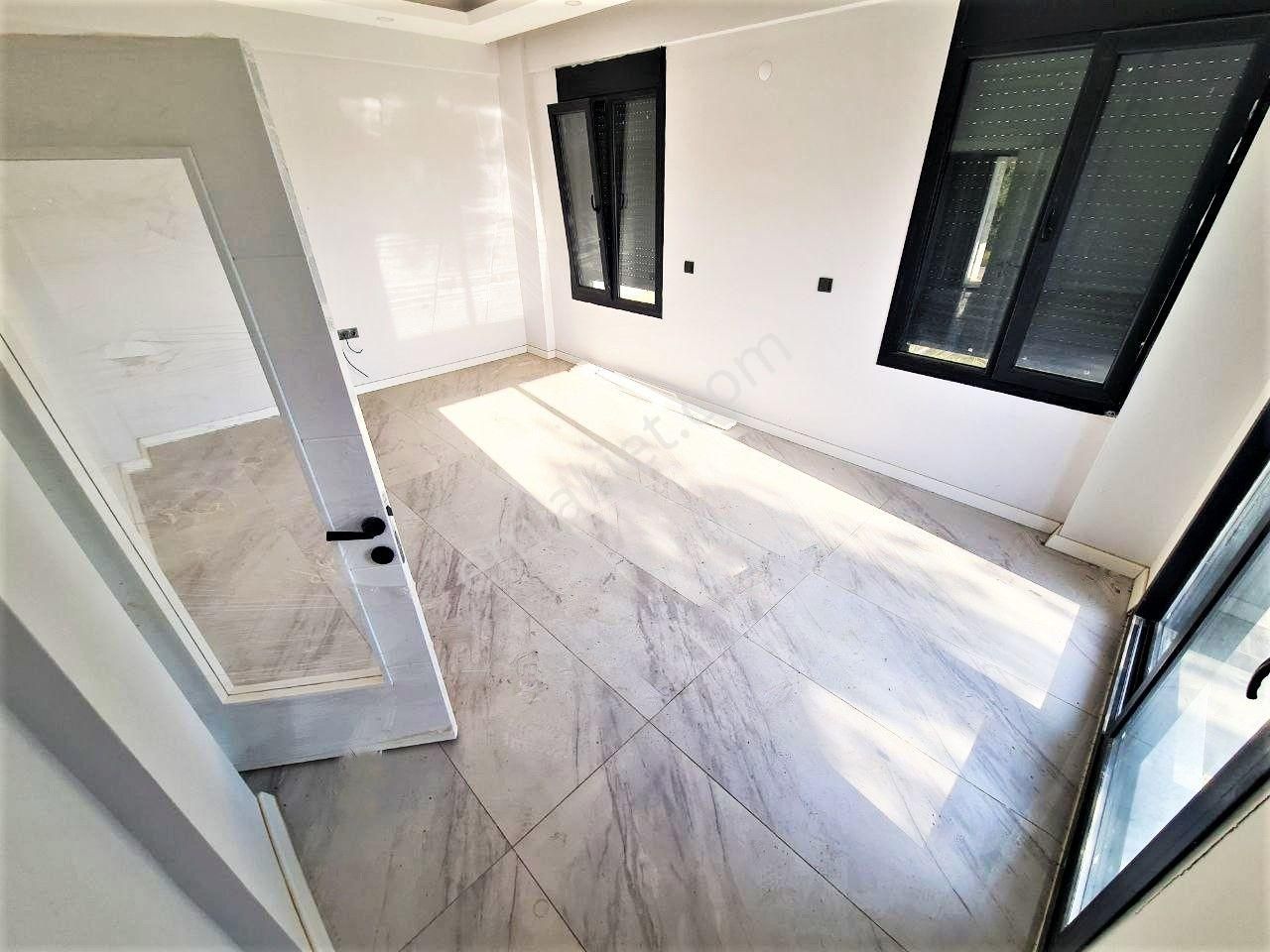 Gömeç Karaağaç Artur'da Aygül'den Tam Bağımsız Ayrı Mutfak Ebeveyn Banyolu Teraslı 3+1 Satılık Villa - Görsel 11