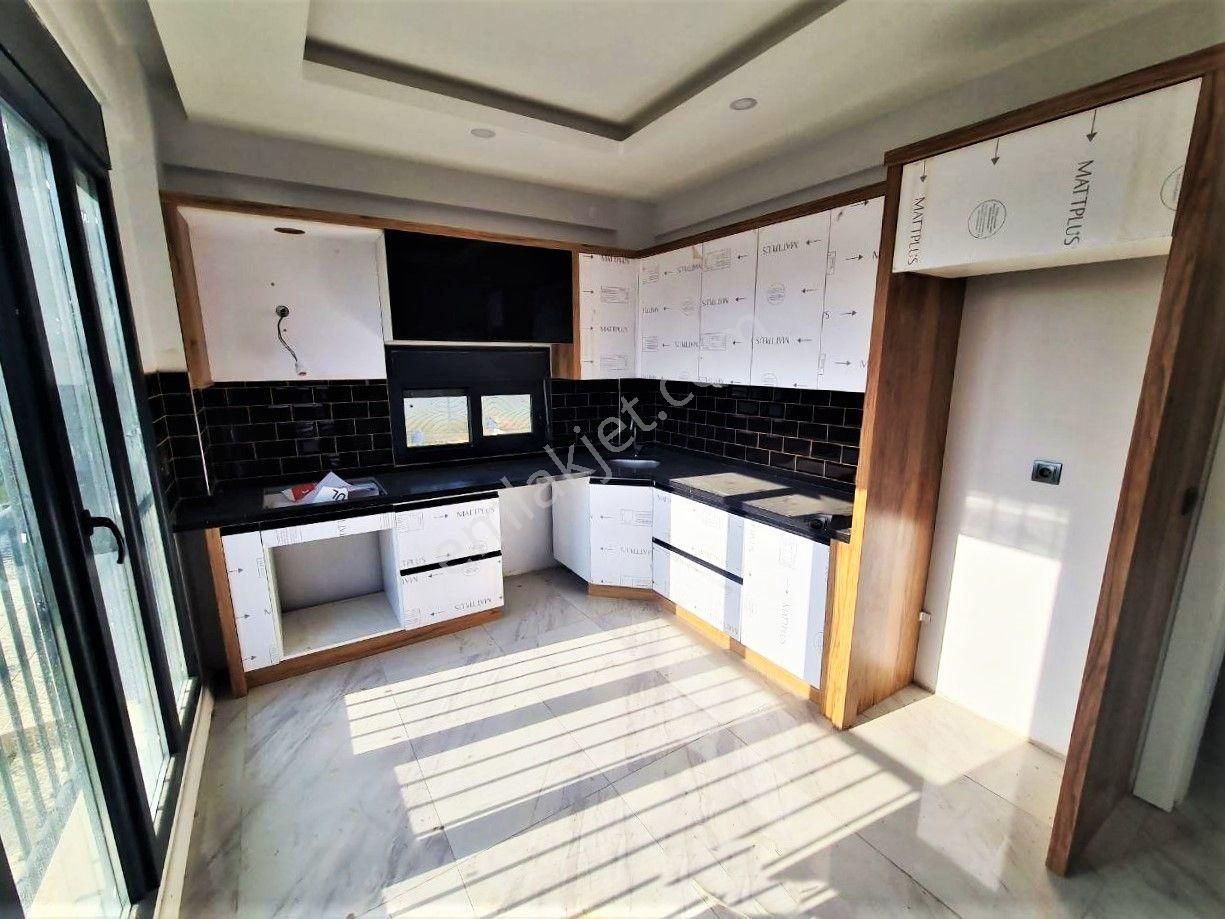 Gömeç Karaağaç Artur'da Aygül'den Tam Bağımsız Ayrı Mutfak Ebeveyn Banyolu Teraslı 3+1 Satılık Villa - Görsel 5