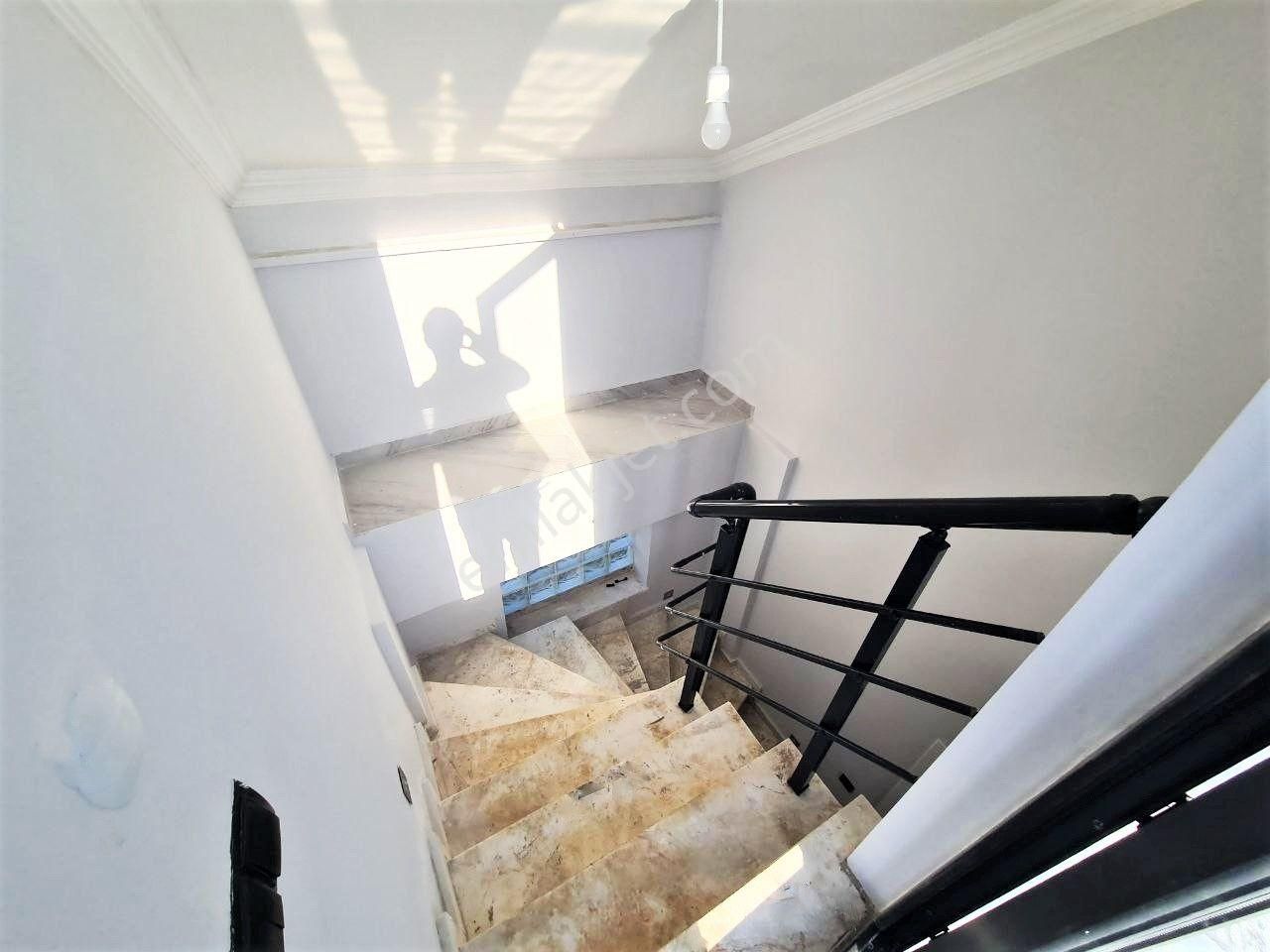 Gömeç Karaağaç Artur'da Aygül'den Tam Bağımsız Ayrı Mutfak Ebeveyn Banyolu Teraslı 3+1 Satılık Villa - Görsel 32