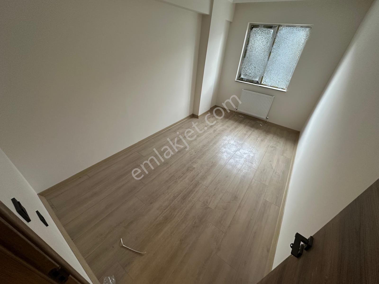 Yenikent Menderes'te A-z'ye Kadar Yapılı Olan Lüx Yapıda Satılık Daire - Görsel 25