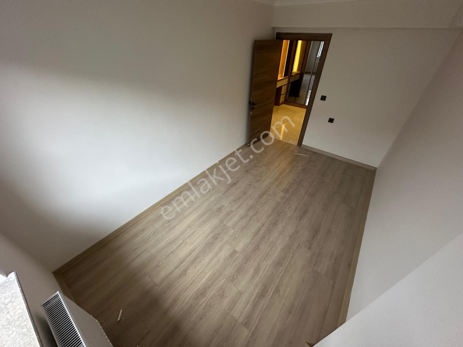 Yenikent Menderes'te A-z'ye Kadar Yapılı Olan Lüx Yapıda Satılık Daire - Görsel 26