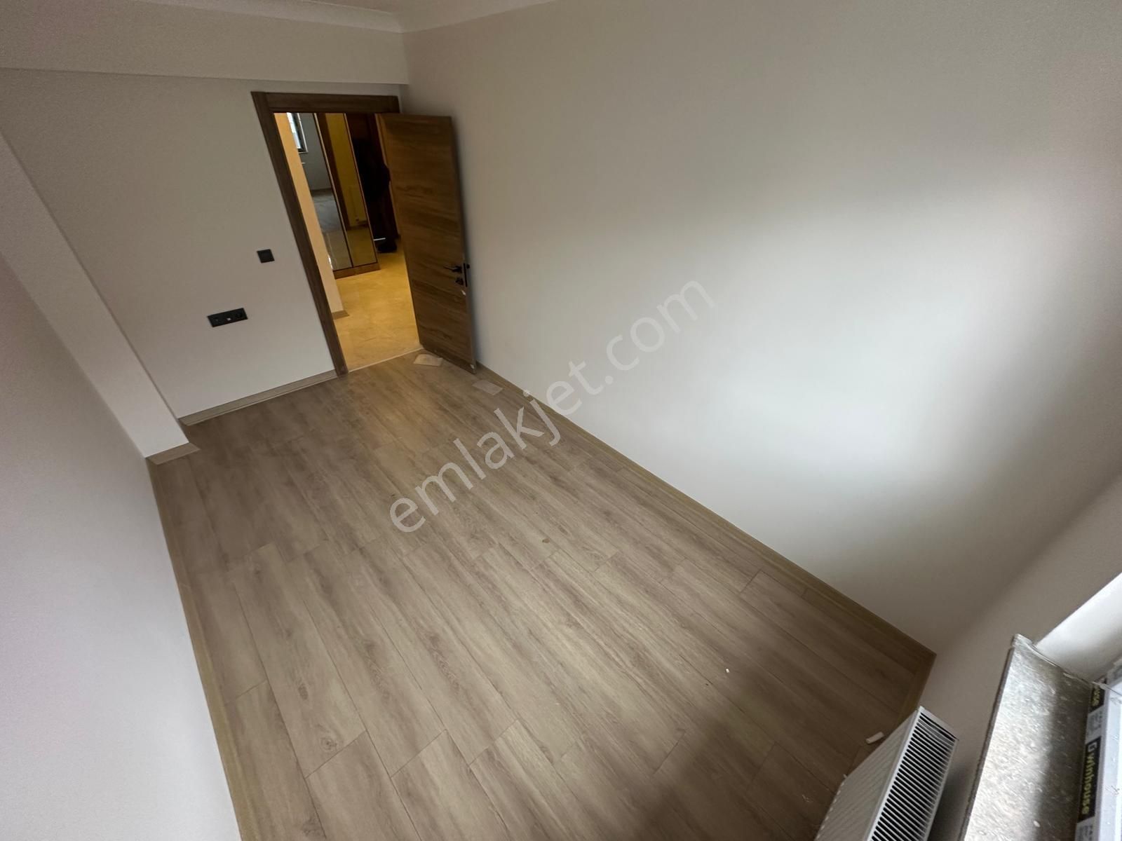 Yenikent Menderes'te A-z'ye Kadar Yapılı Olan Lüx Yapıda Satılık Daire - Görsel 20