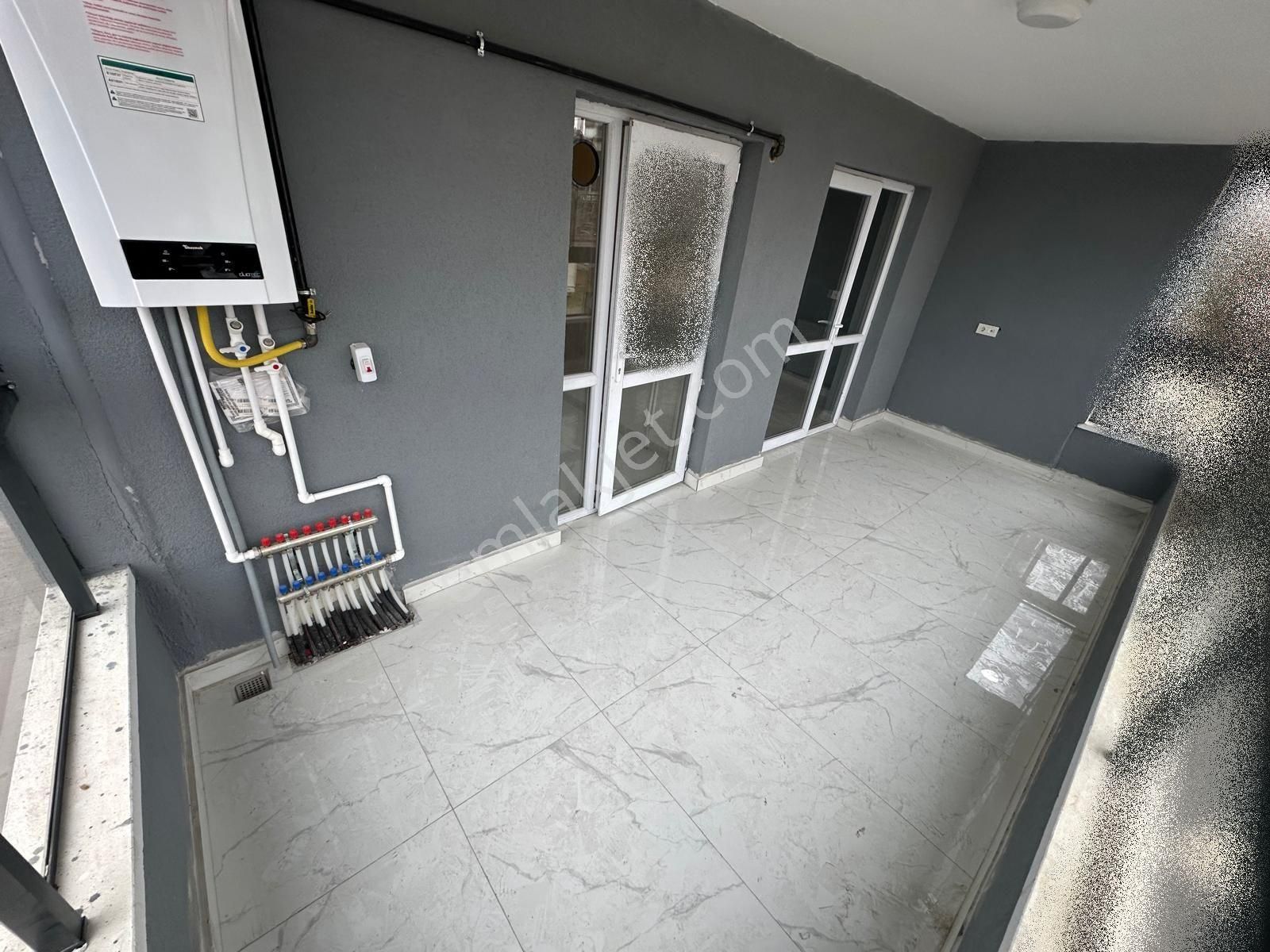 Menderes Mh.de Mevlana Caddesine Cephe Lüx Yapılı Satılık Daire - Görsel 7