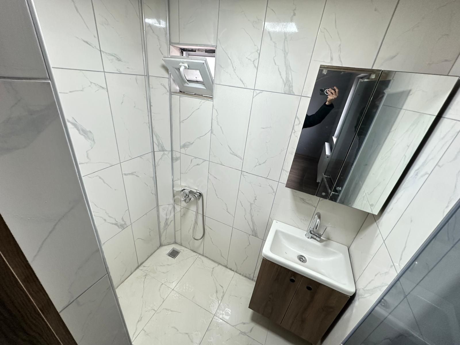 Menderes Mh.de Mevlana Caddesine Cephe Lüx Yapılı Satılık Daire - Görsel 17