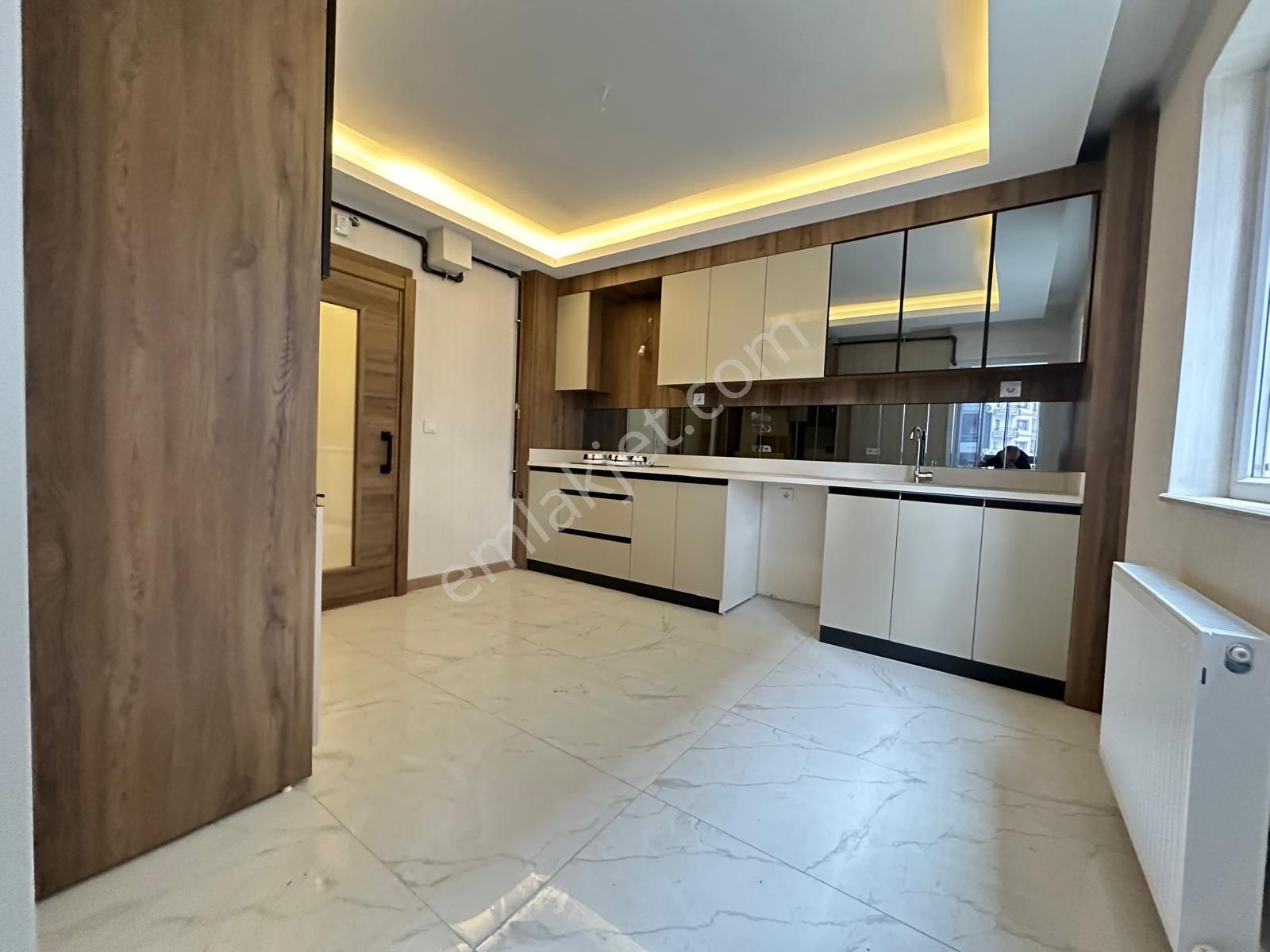 Menderesin Tam Kalbinde Olan 4+1 Ultra Lüx Yapılı Satılık Daire - Görsel 2