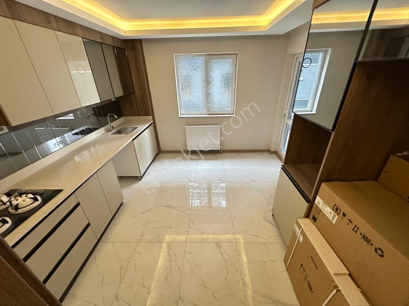 Menderesin Tam Kalbinde Olan 4+1 Ultra Lüx Yapılı Satılık Daire - Görsel 4