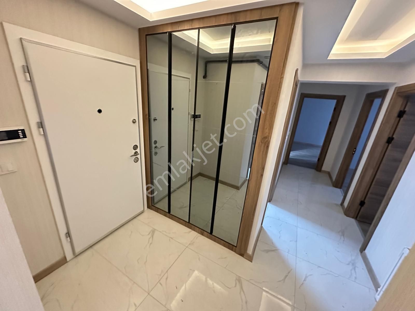 Menderesin Tam Kalbinde Olan 4+1 Ultra Lüx Yapılı Satılık Daire - Görsel 28