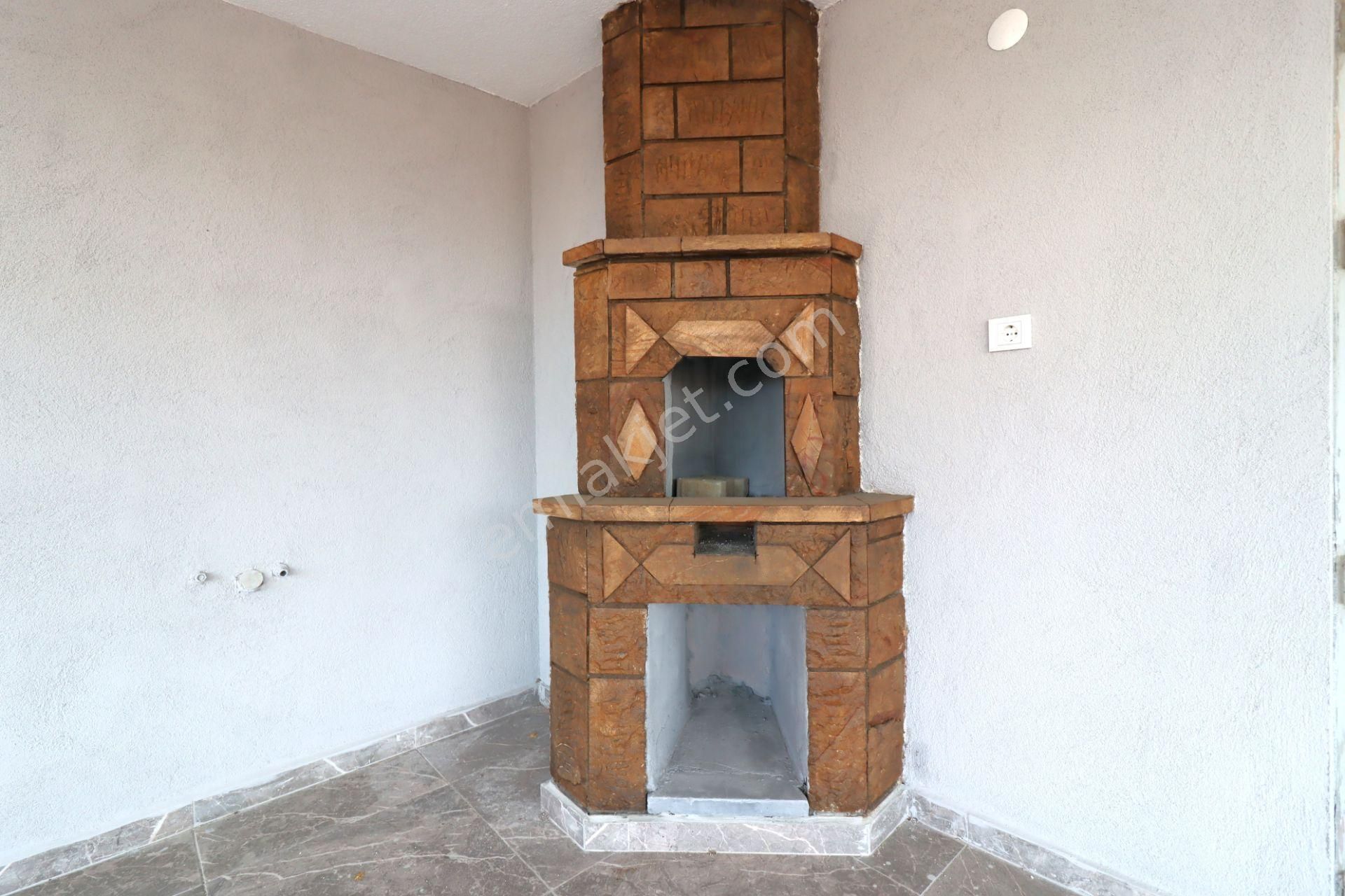 👉akçay'da Aygülden Doğayla İç İçe Nezih Site İçi Full Yapılı Ayrı Mutfak 4+1 Satılık Tripleks Villa - Görsel 31