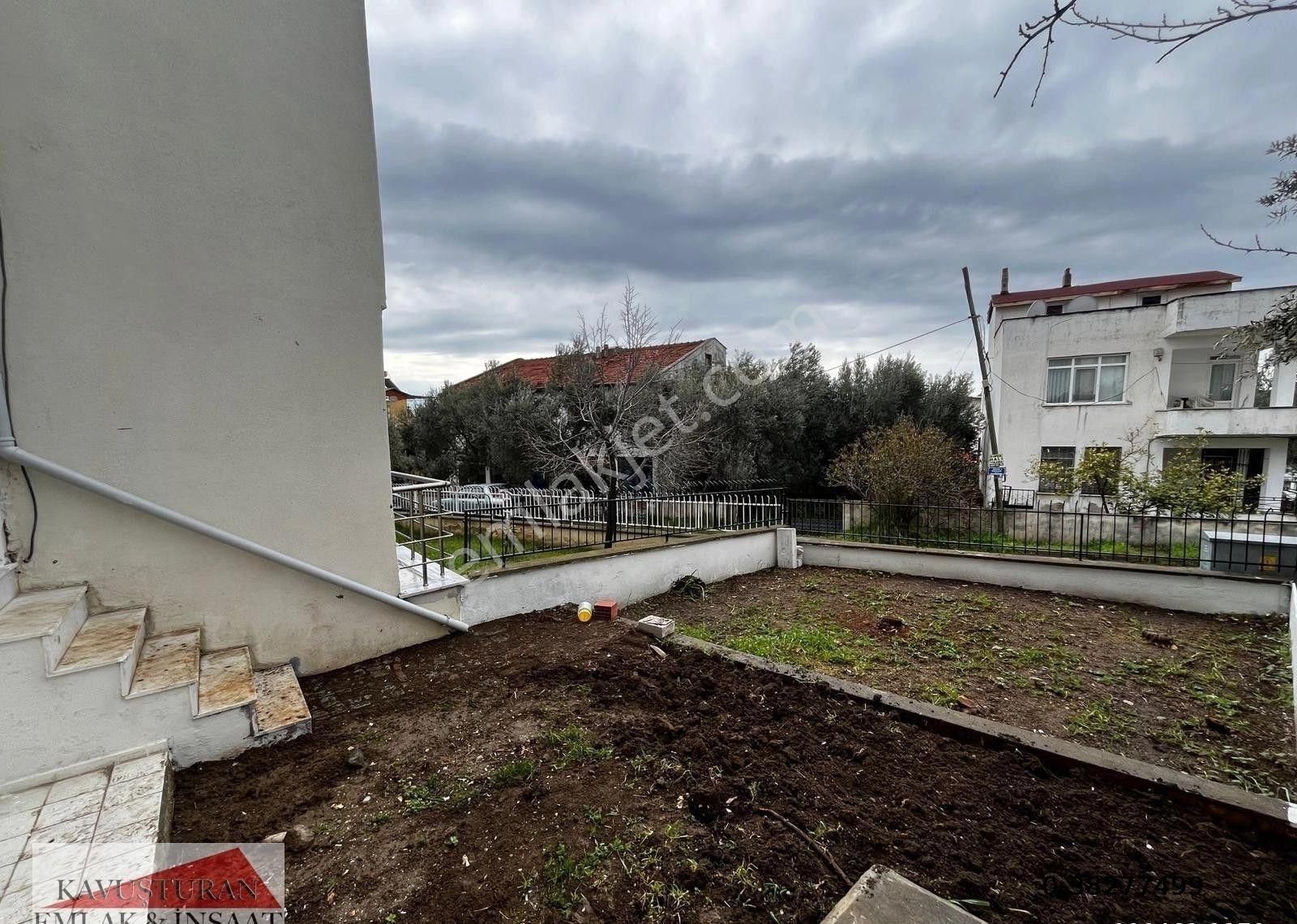 Kavuşturan Emlak'tan Güre İskelede Kiralık 5+2 Villa - Görsel 16