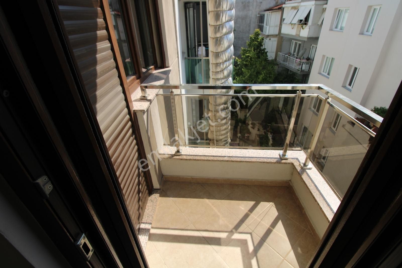 Gülyaka Mahallesi'nde 3+1 Lüx Kiralık Daire Turyap'tan - Görsel 22