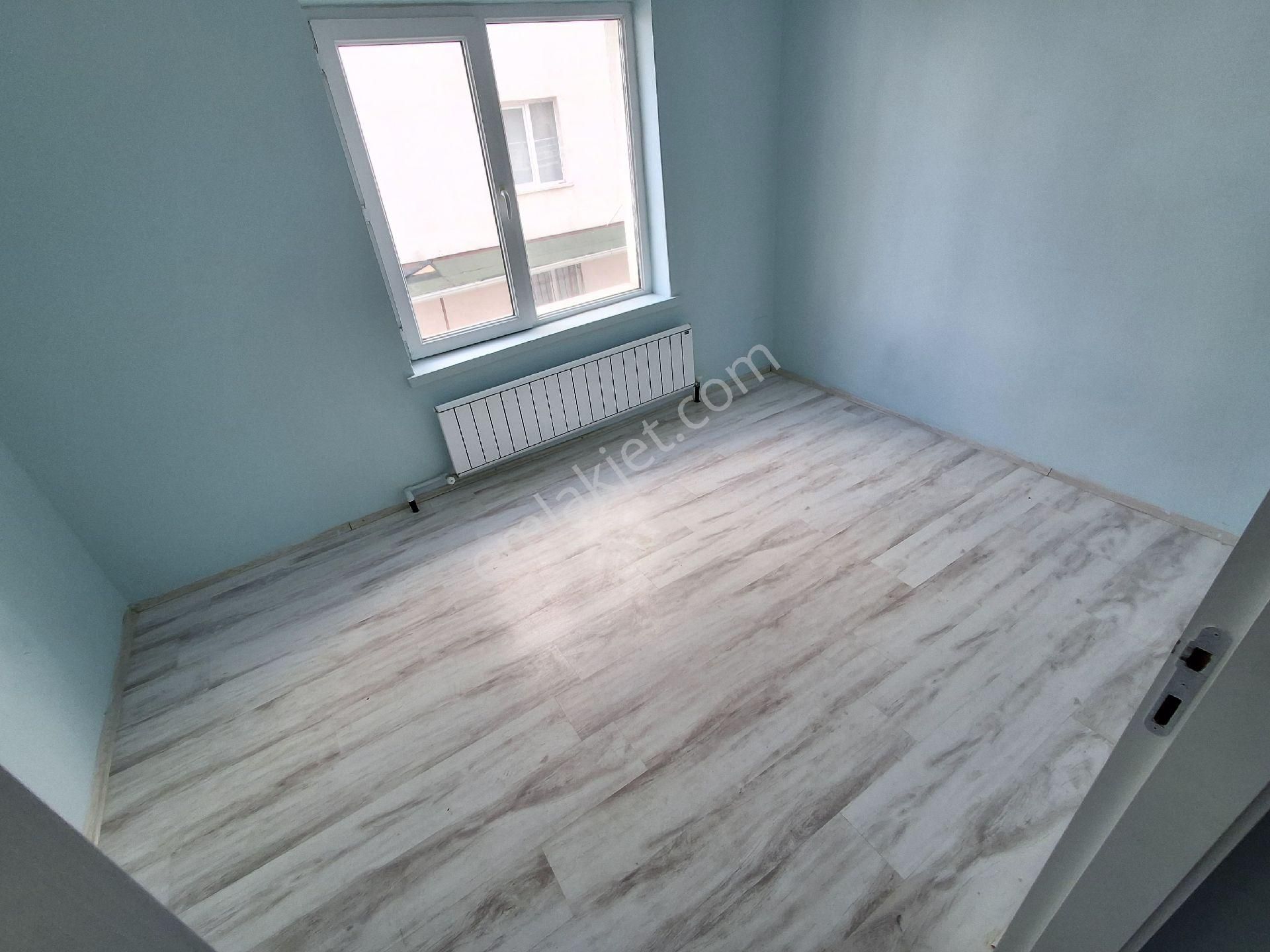 H.gazi Göbek Pazar Arkası 1.kat 3+1 Asansörlü Kök Tapu Kombi Petek Duşakabin Vestiyer Full - Görsel 17