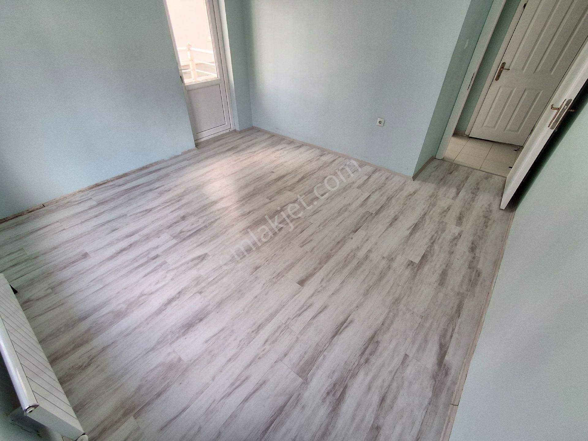 H.gazi Göbek Pazar Arkası 1.kat 3+1 Asansörlü Kök Tapu Kombi Petek Duşakabin Vestiyer Full - Görsel 21