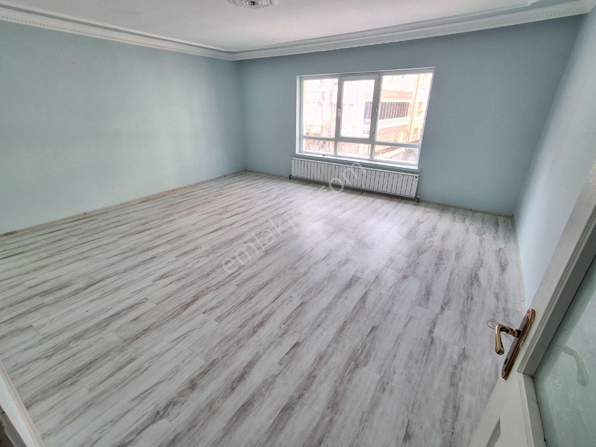 H.gazi Göbek Pazar Arkası 1.kat 3+1 Asansörlü Kök Tapu Kombi Petek Duşakabin Vestiyer Full - Görsel 10