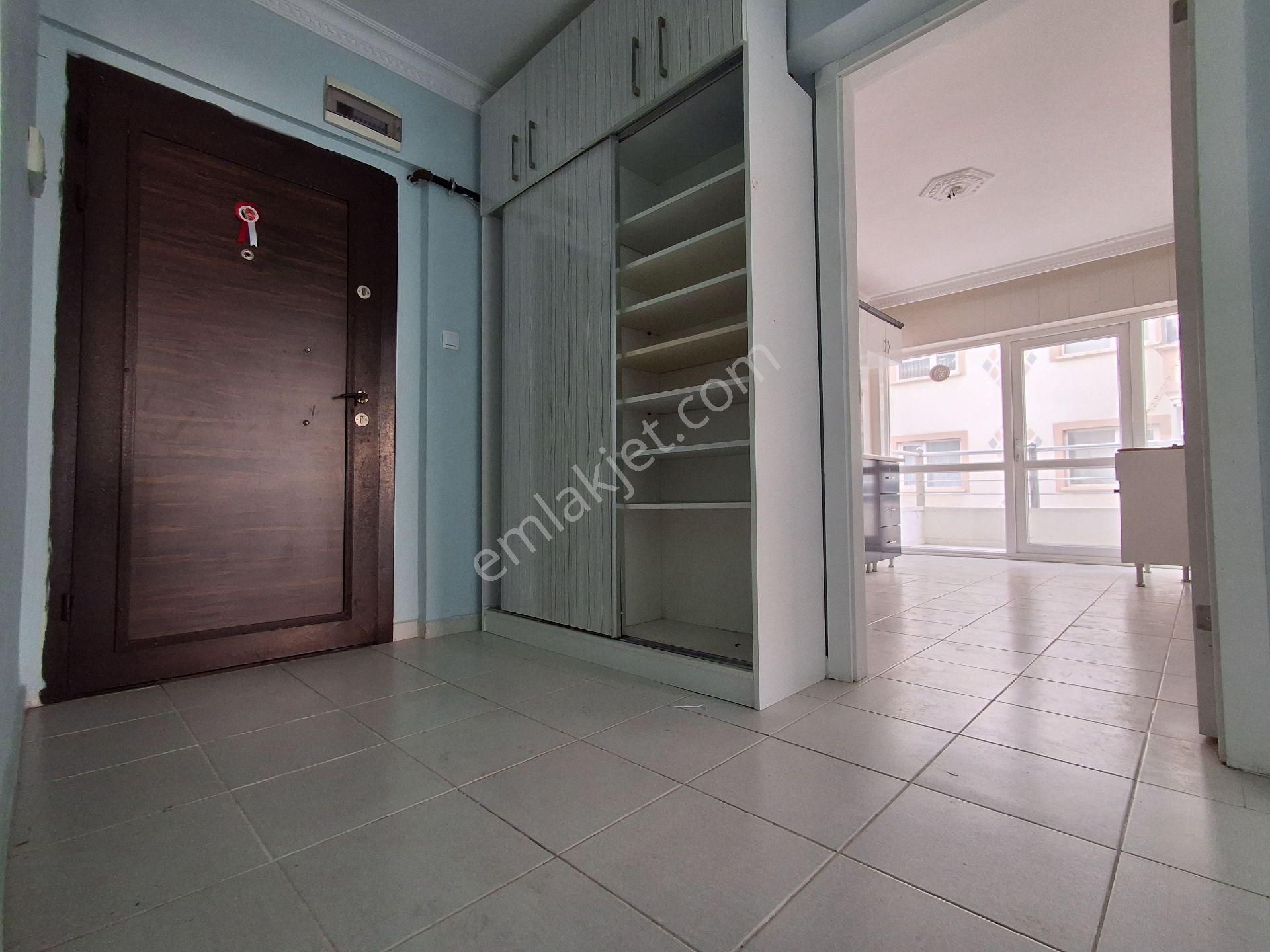 H.gazi Göbek Pazar Arkası 1.kat 3+1 Asansörlü Kök Tapu Kombi Petek Duşakabin Vestiyer Full - Görsel 26