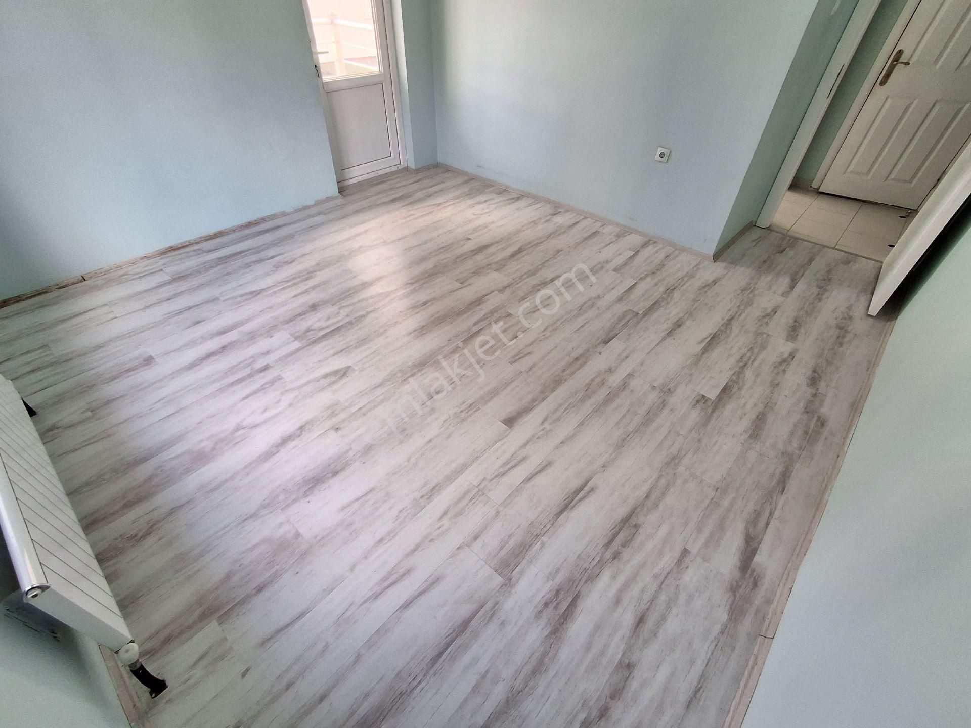 H.gazi Göbek Pazar Arkası 1.kat 3+1 Asansörlü Kök Tapu Kombi Petek Duşakabin Vestiyer Full - Görsel 22