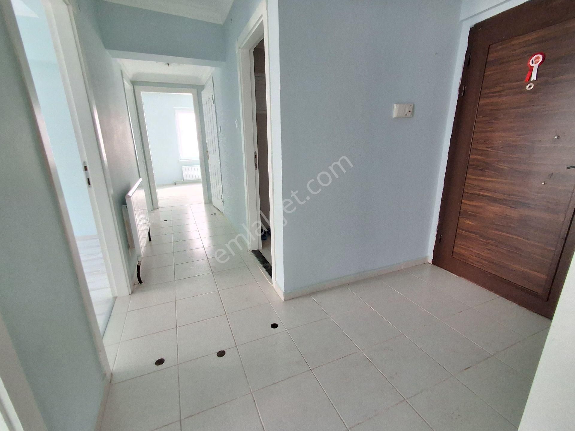 H.gazi Göbek Pazar Arkası 1.kat 3+1 Asansörlü Kök Tapu Kombi Petek Duşakabin Vestiyer Full - Görsel 27