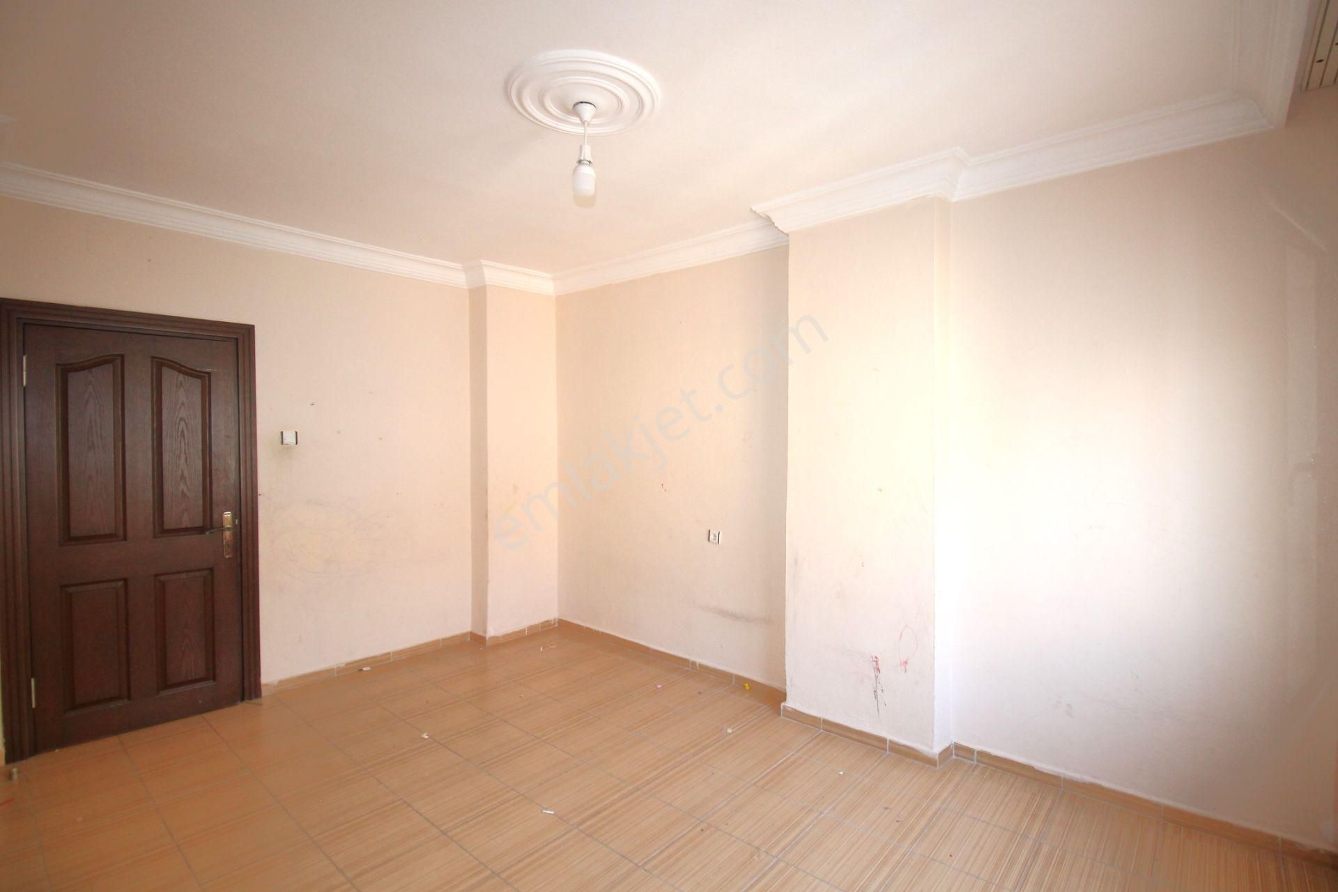 Retro’dan Üniversite Caddesi Üzerinde Site İçi Doğalgazlı Kiralık 3+1 - Görsel 8