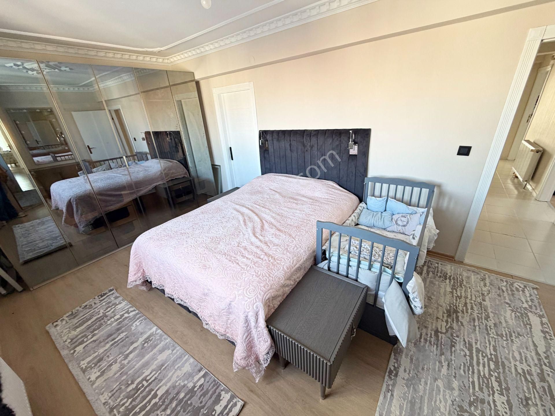 Cihandan Seval Caddesi Paralelinde Manzaralı Güney Cephe 3+1 - Görsel 22