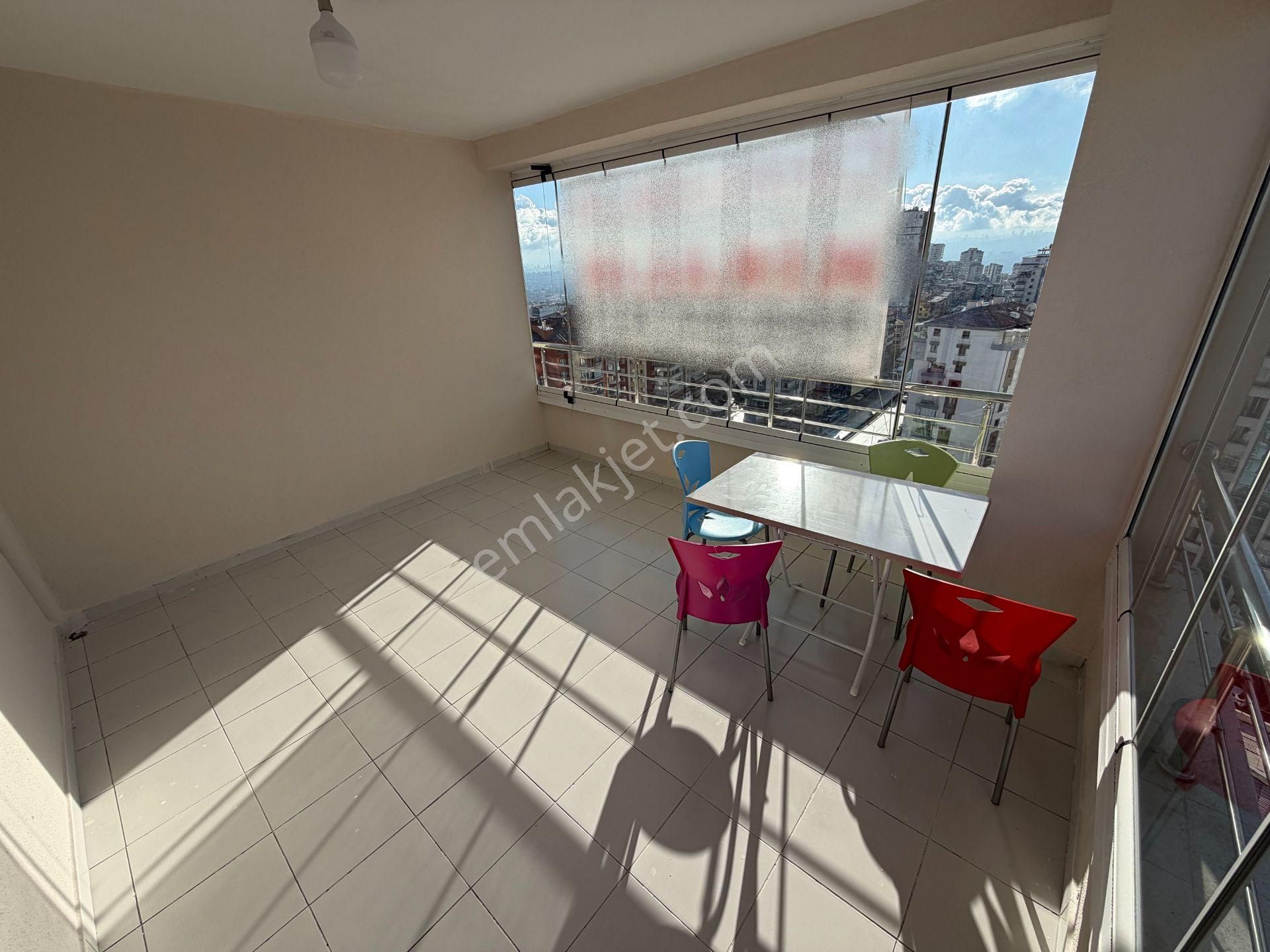 Cihandan Seval Caddesi Paralelinde Manzaralı Güney Cephe 3+1 - Görsel 28