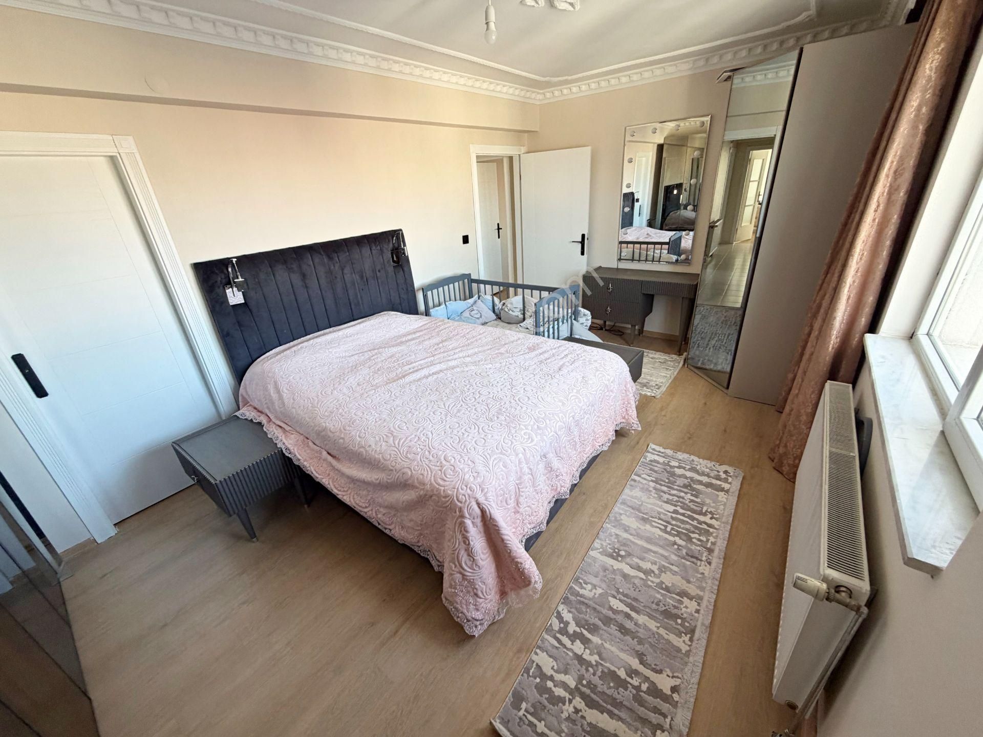 Cihandan Seval Caddesi Paralelinde Manzaralı Güney Cephe 3+1 - Görsel 23