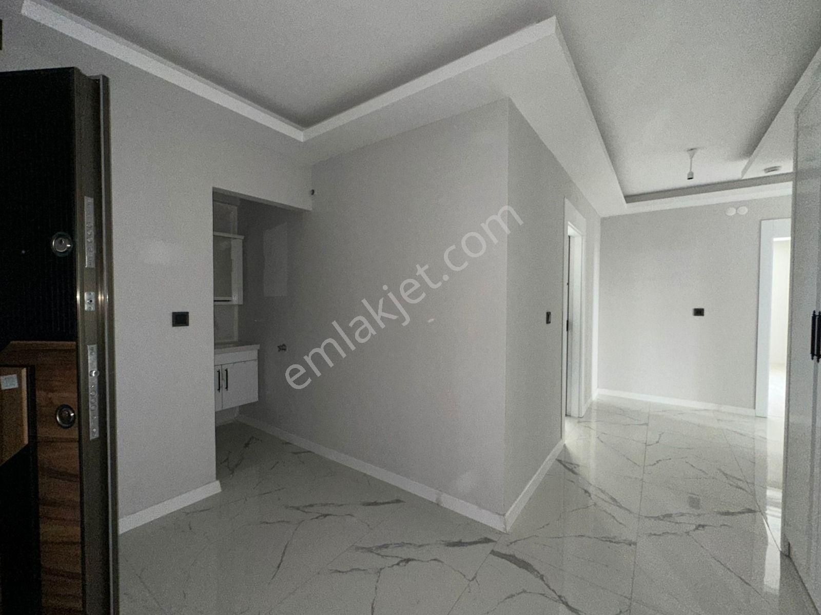 Karapürçek'te Uçaklı Park Yakınında Giyinme Odalı 3+1 Ara Kat Satılık Sıfır Daire !! - Görsel 16