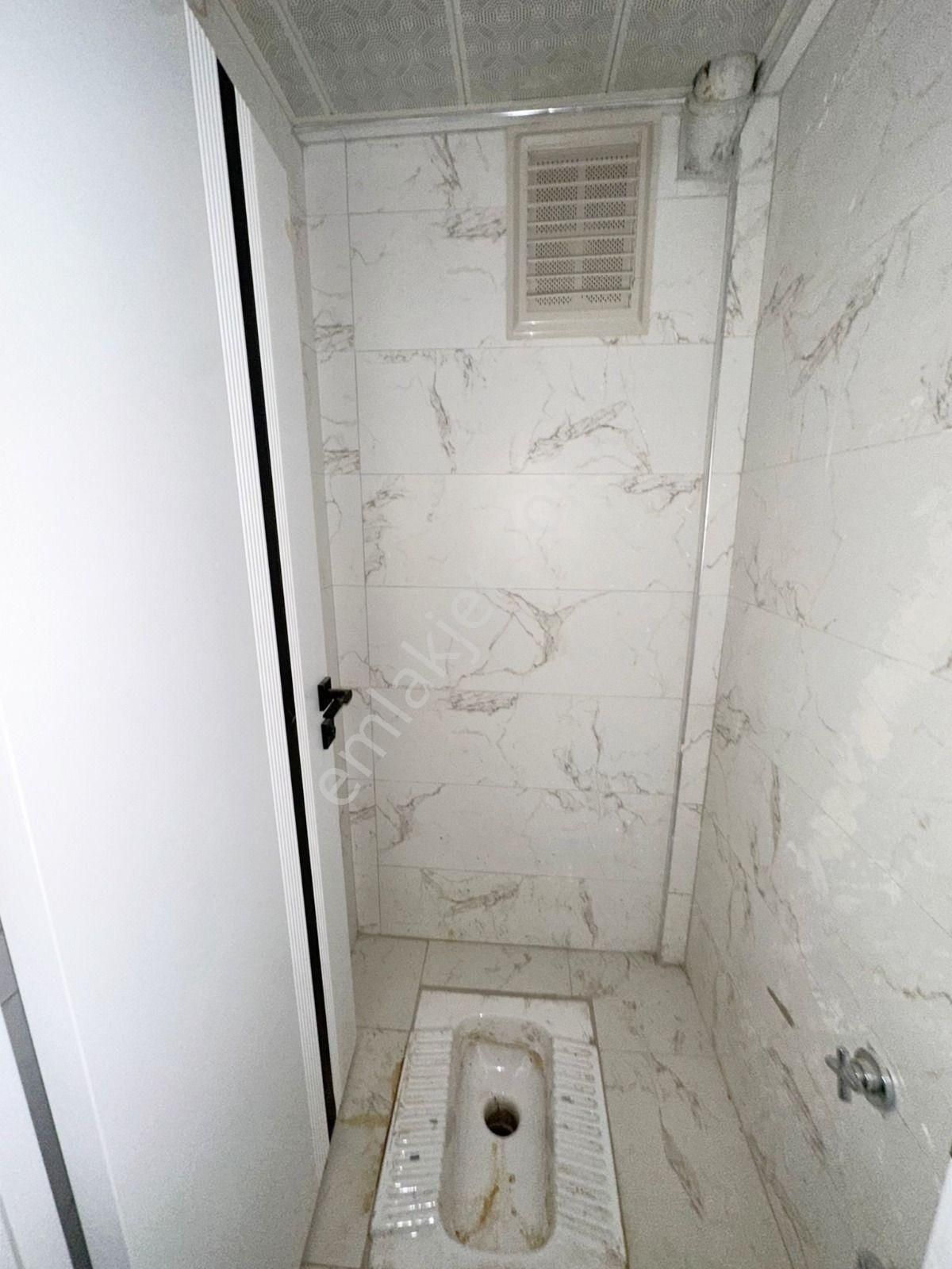 Karapürçek'te Uçaklı Park Yakınında Giyinme Odalı 3+1 Ara Kat Satılık Sıfır Daire !! - Görsel 20