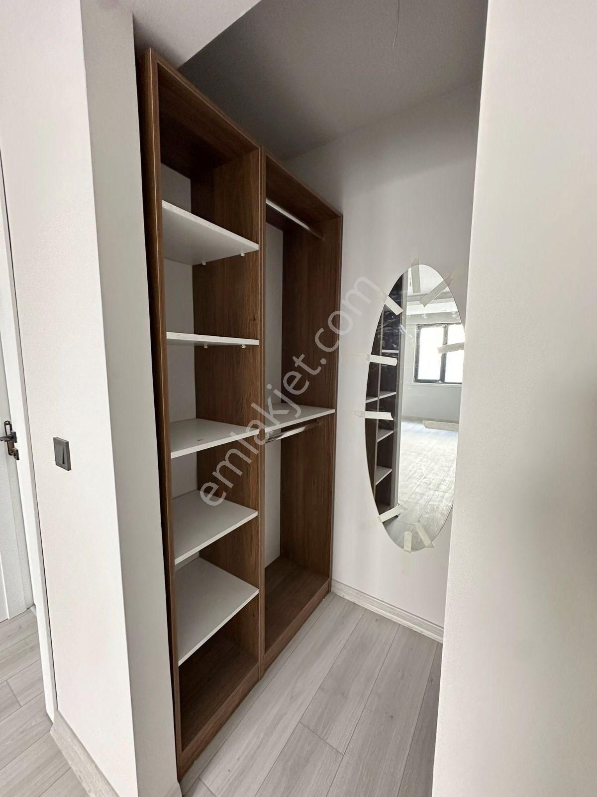 Karapürçek'te Uçaklı Park Yakınında Giyinme Odalı 3+1 Ara Kat Satılık Sıfır Daire !! - Görsel 18